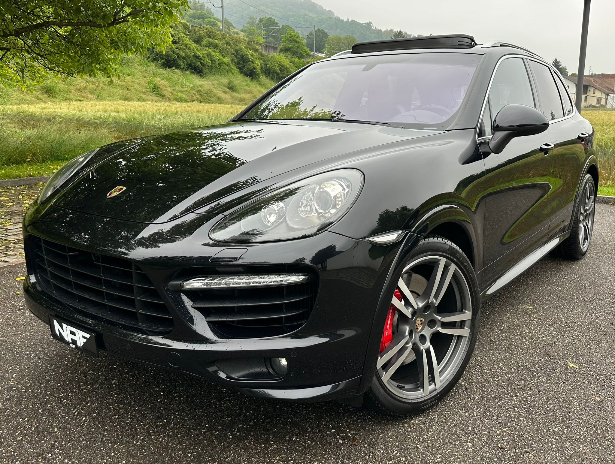 PORSCHE Cayenne Turbo