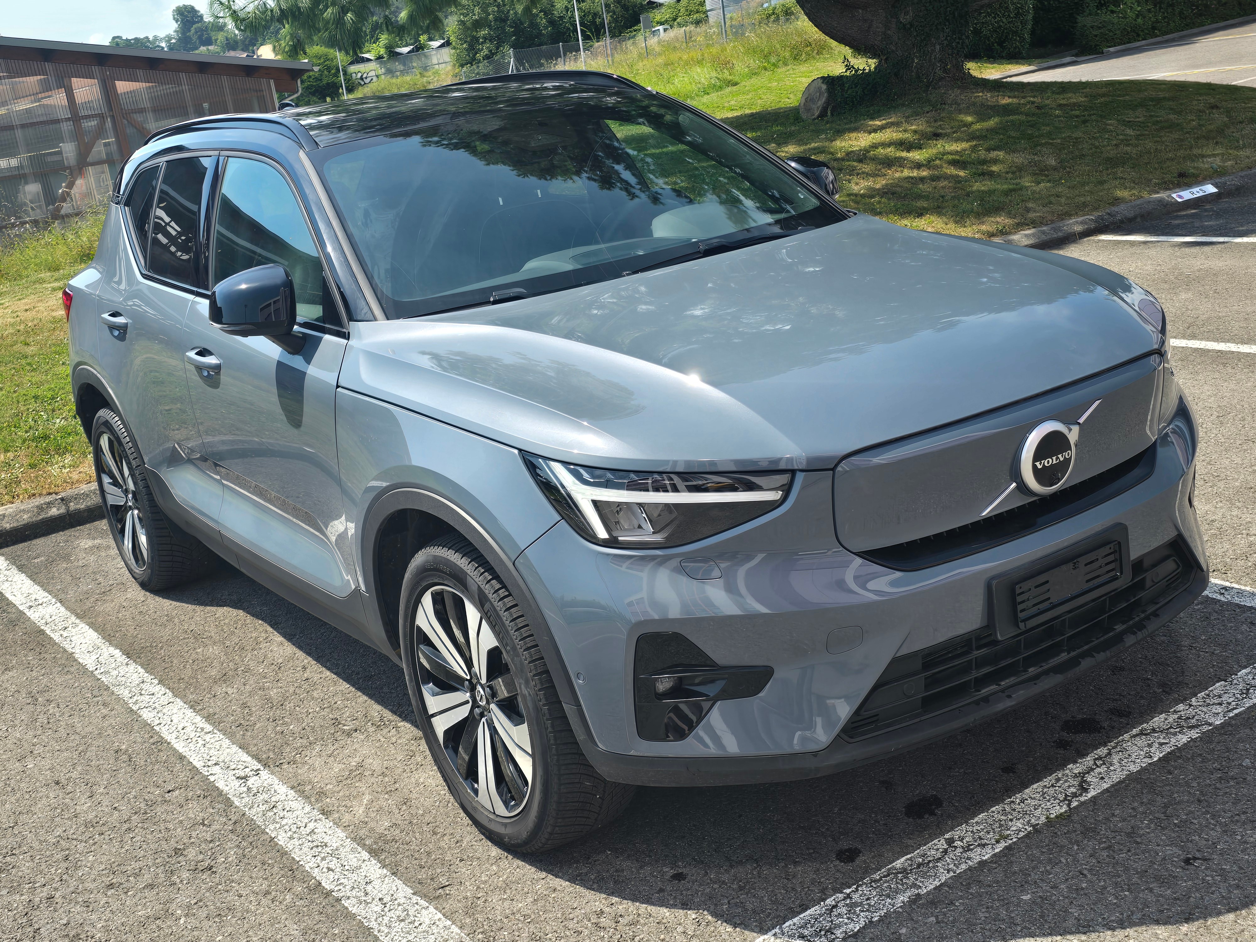 VOLVO XC40 Recharge P8 Twin AWD Pure Electric Ultimate