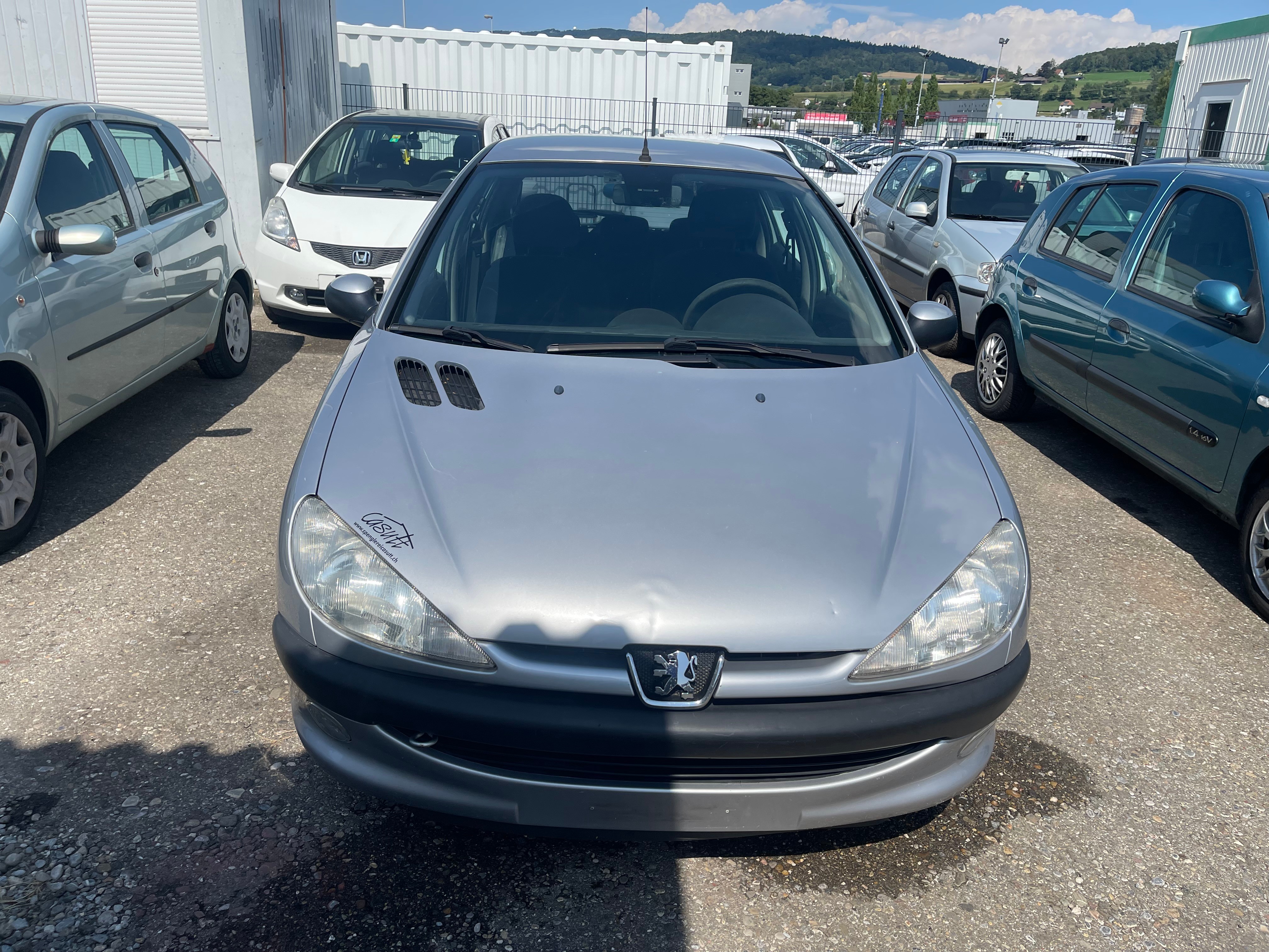 PEUGEOT 206 1.6 XT