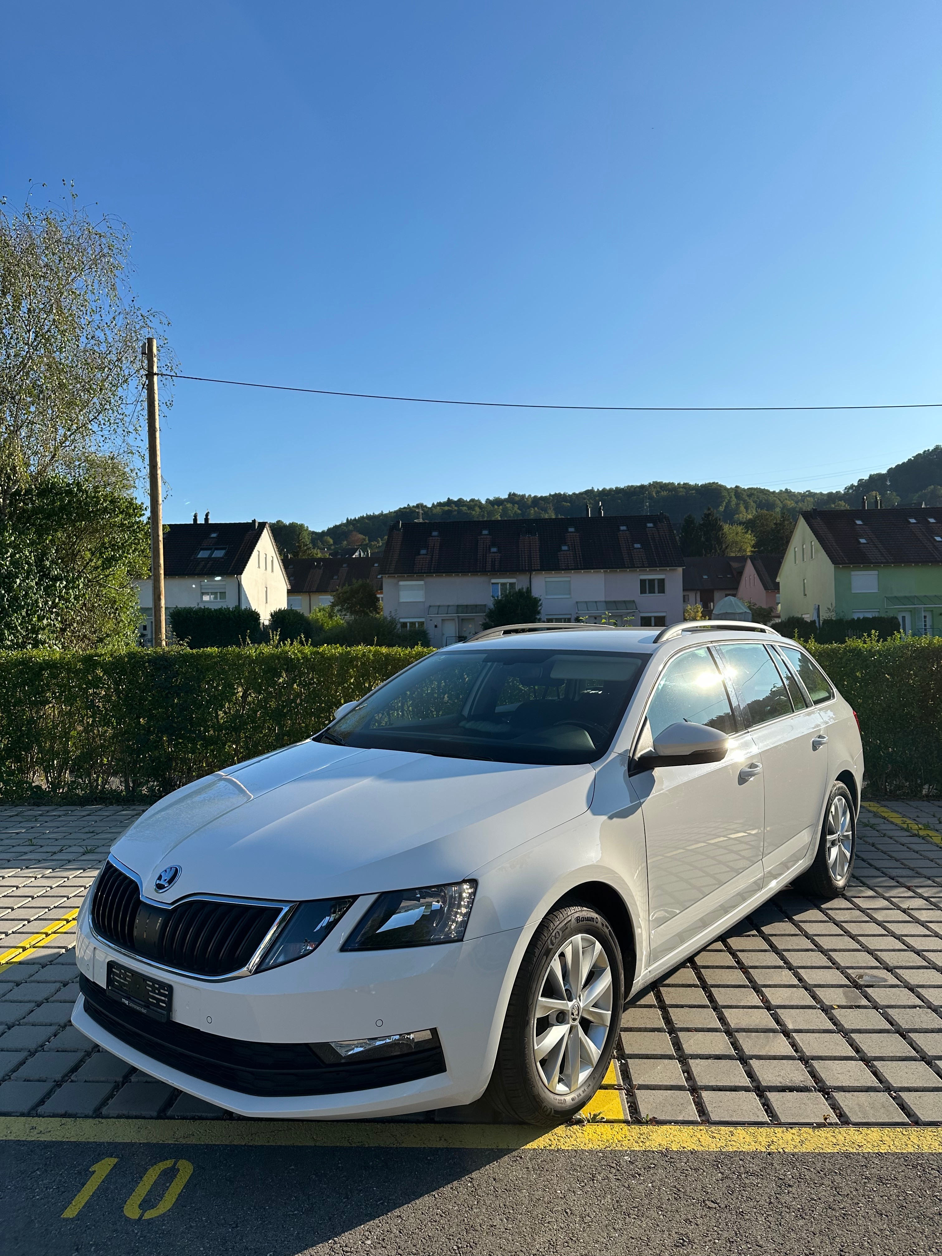 SKODA Octavia Combi 2.0 TDI Ambition DSG