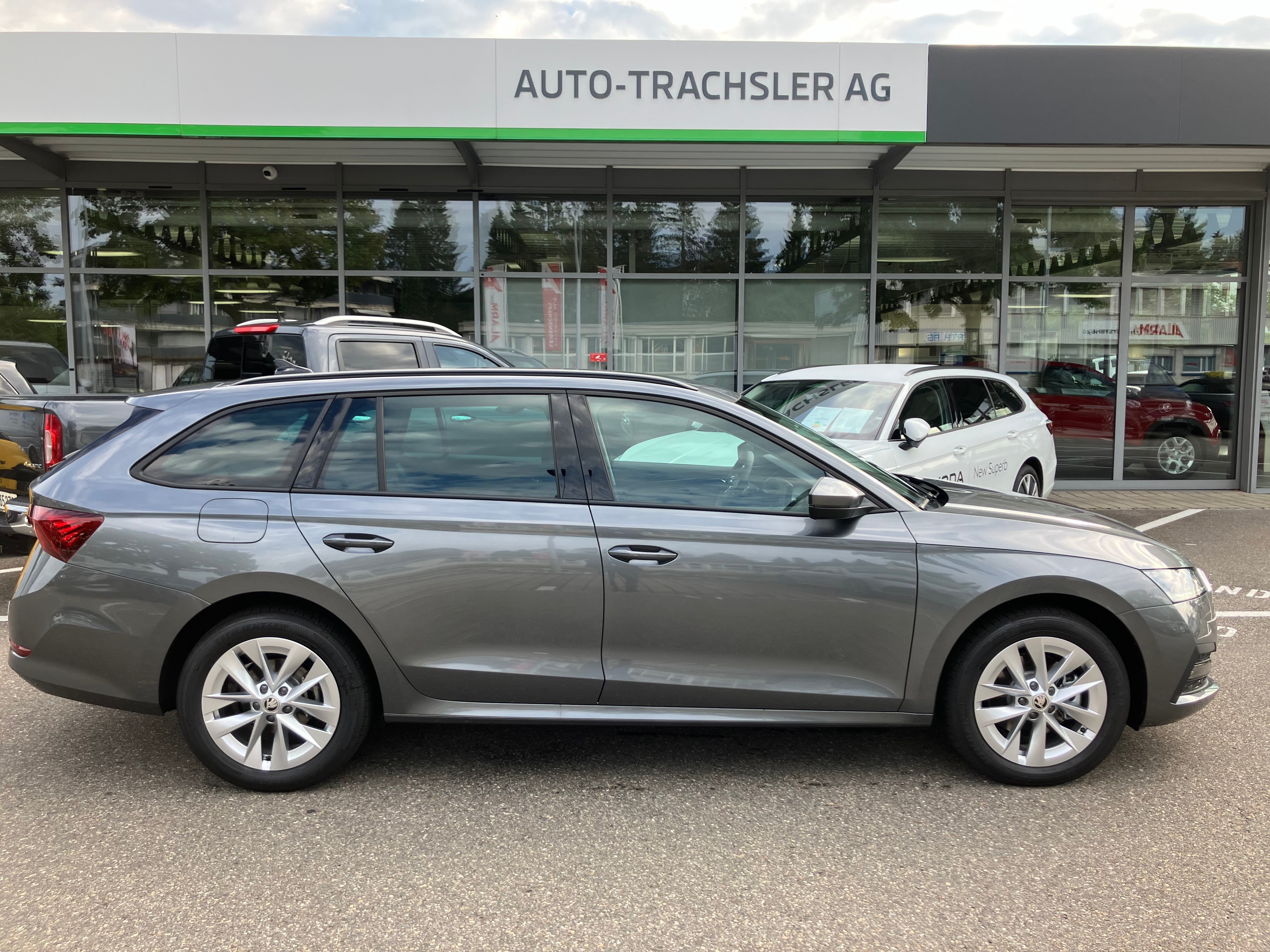 SKODA Octavia Combi 2.0 TSI Ambition DSG 4x4