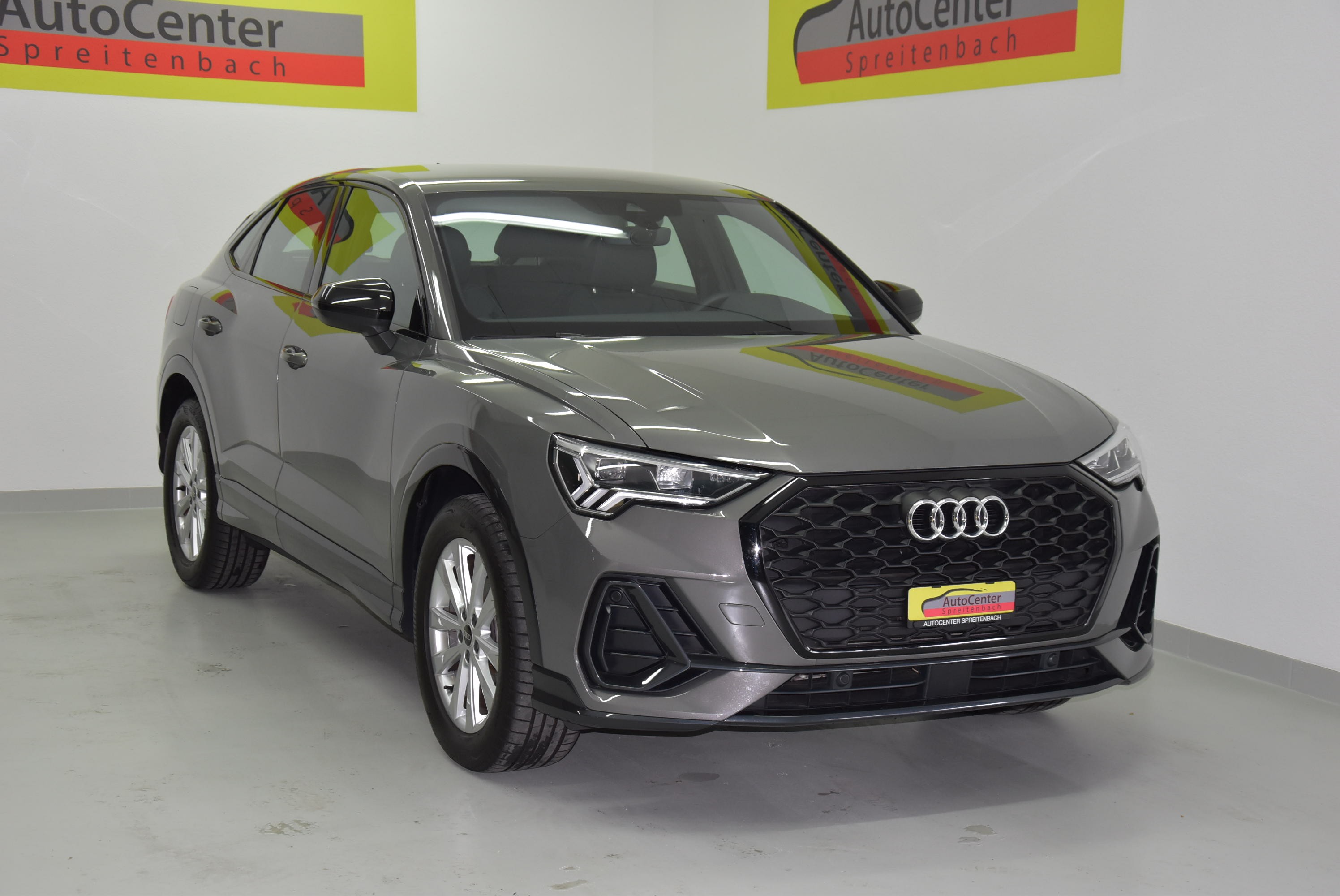 AUDI Q3 35 TFSI Attraction S-tronic