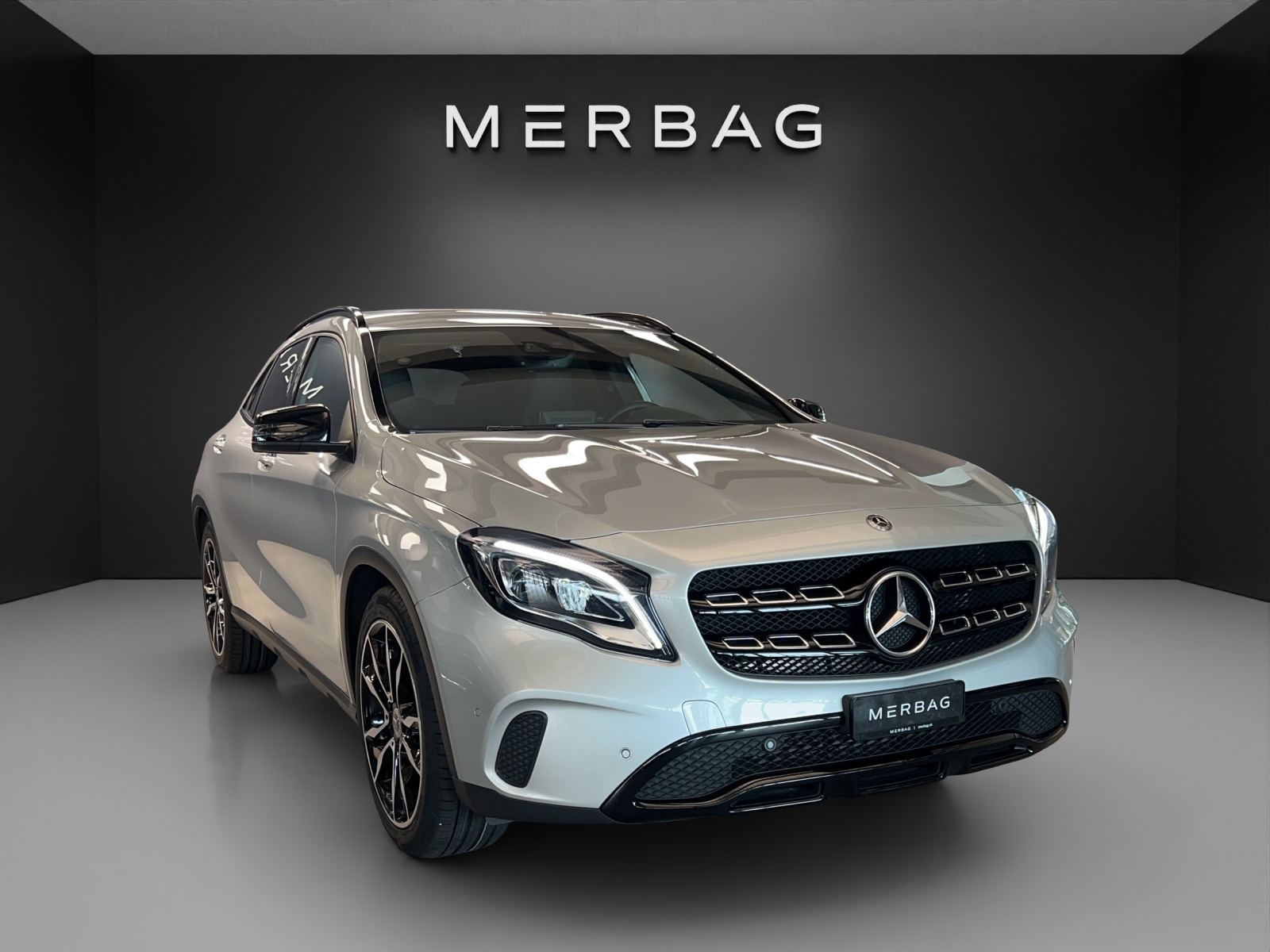 MERCEDES-BENZ GLA 200 d Swiss Urban 4M