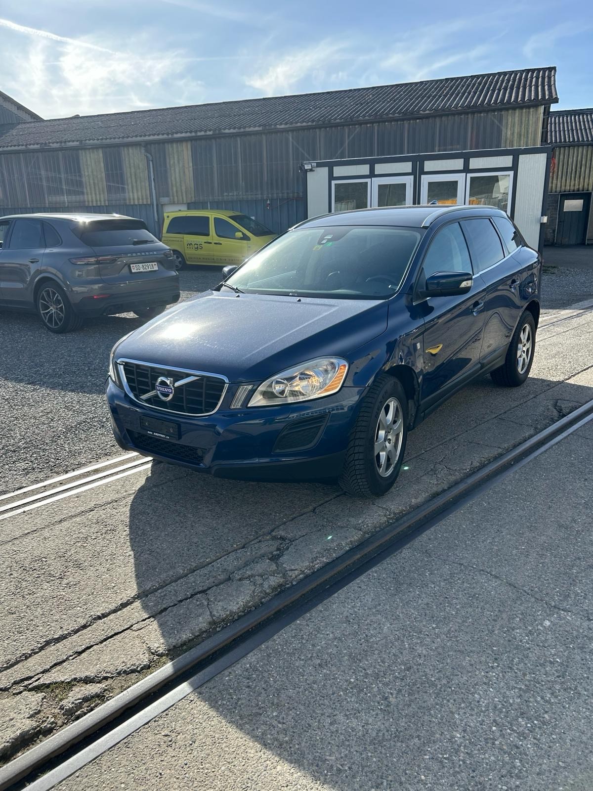 VOLVO XC60 DRIVe Kinetic