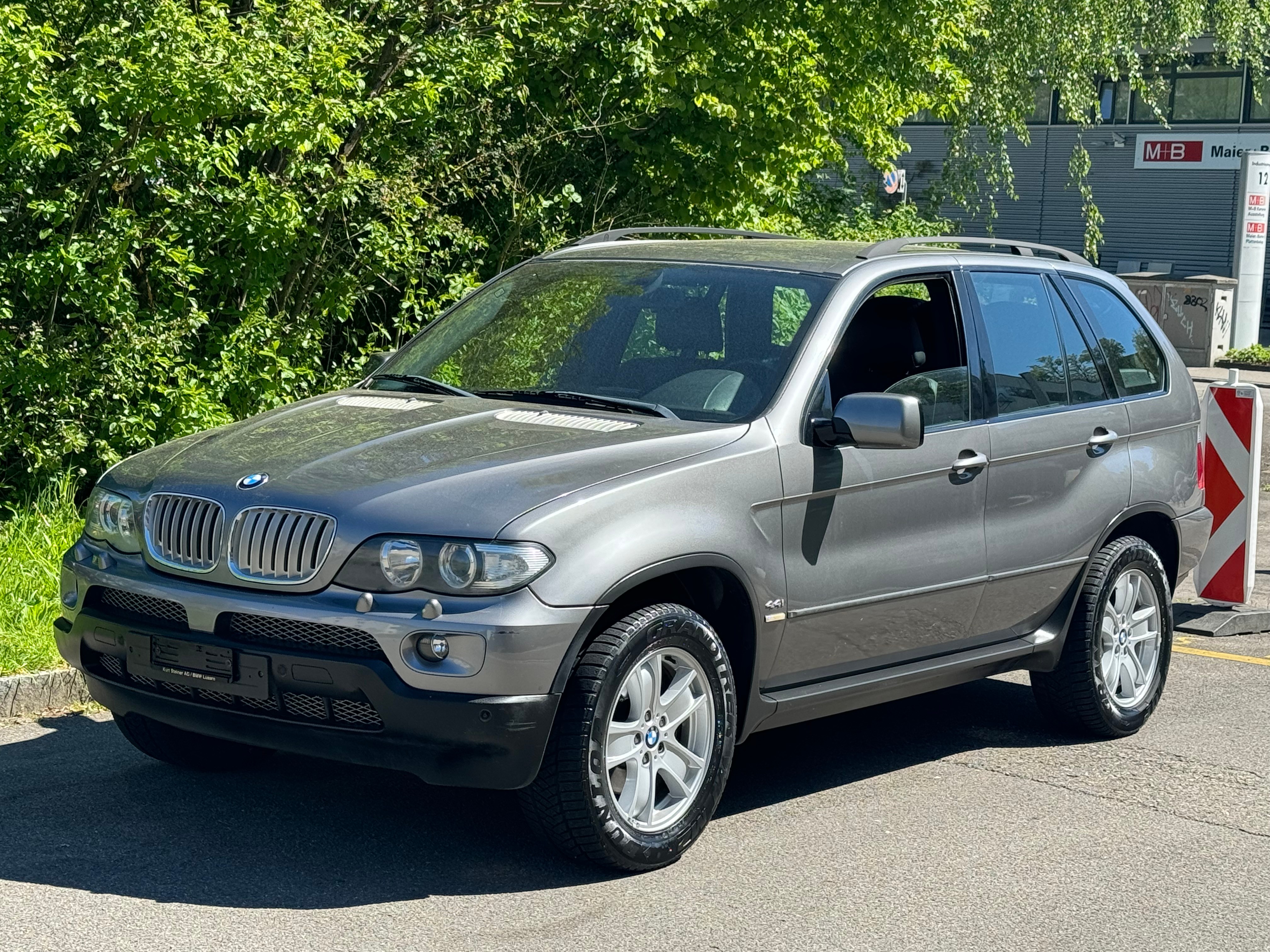 BMW X5 4.4i