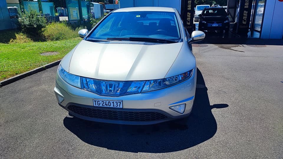 HONDA Civic 1.8i