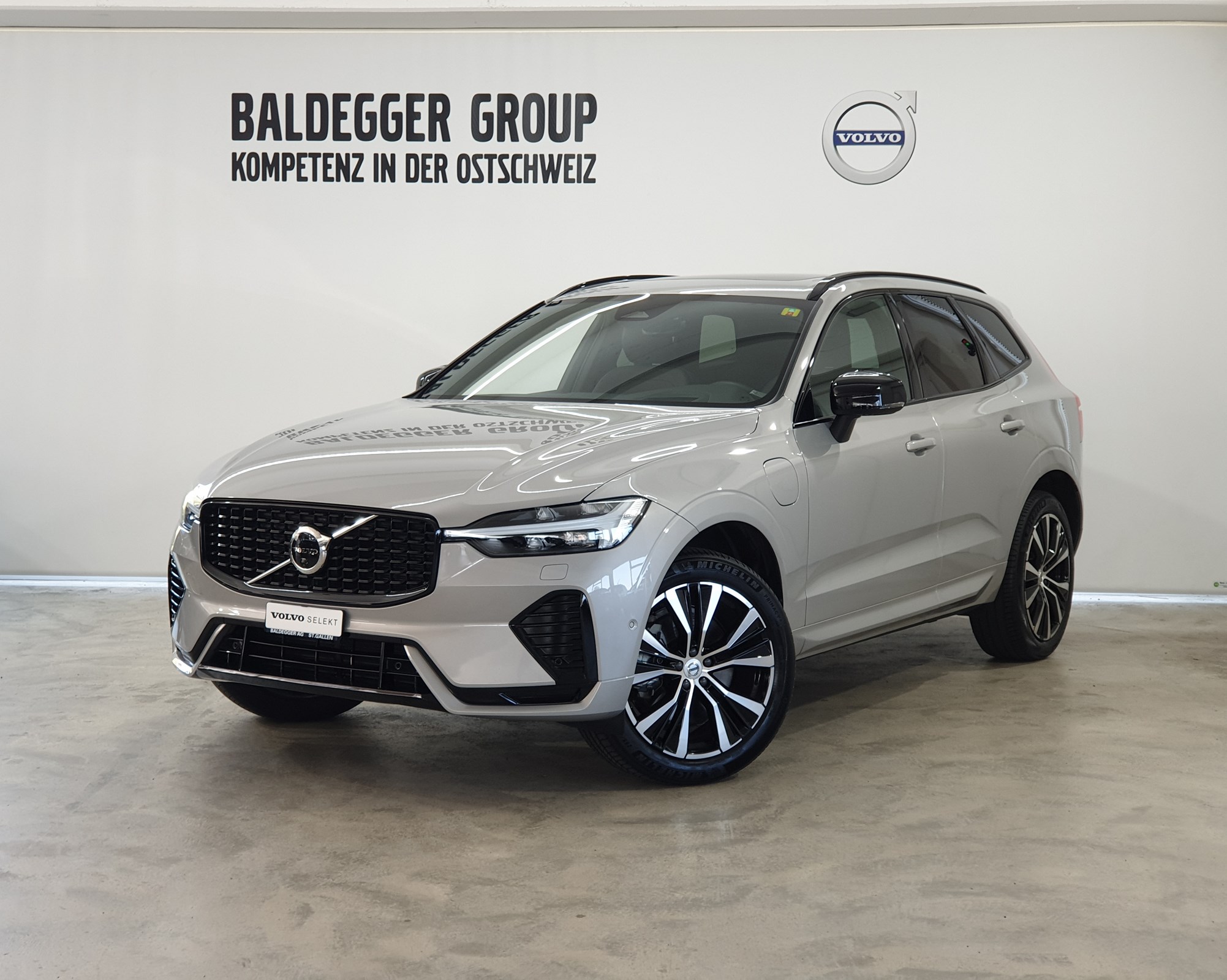 VOLVO XC60 2.0 T6 TE Ultimate Dark e