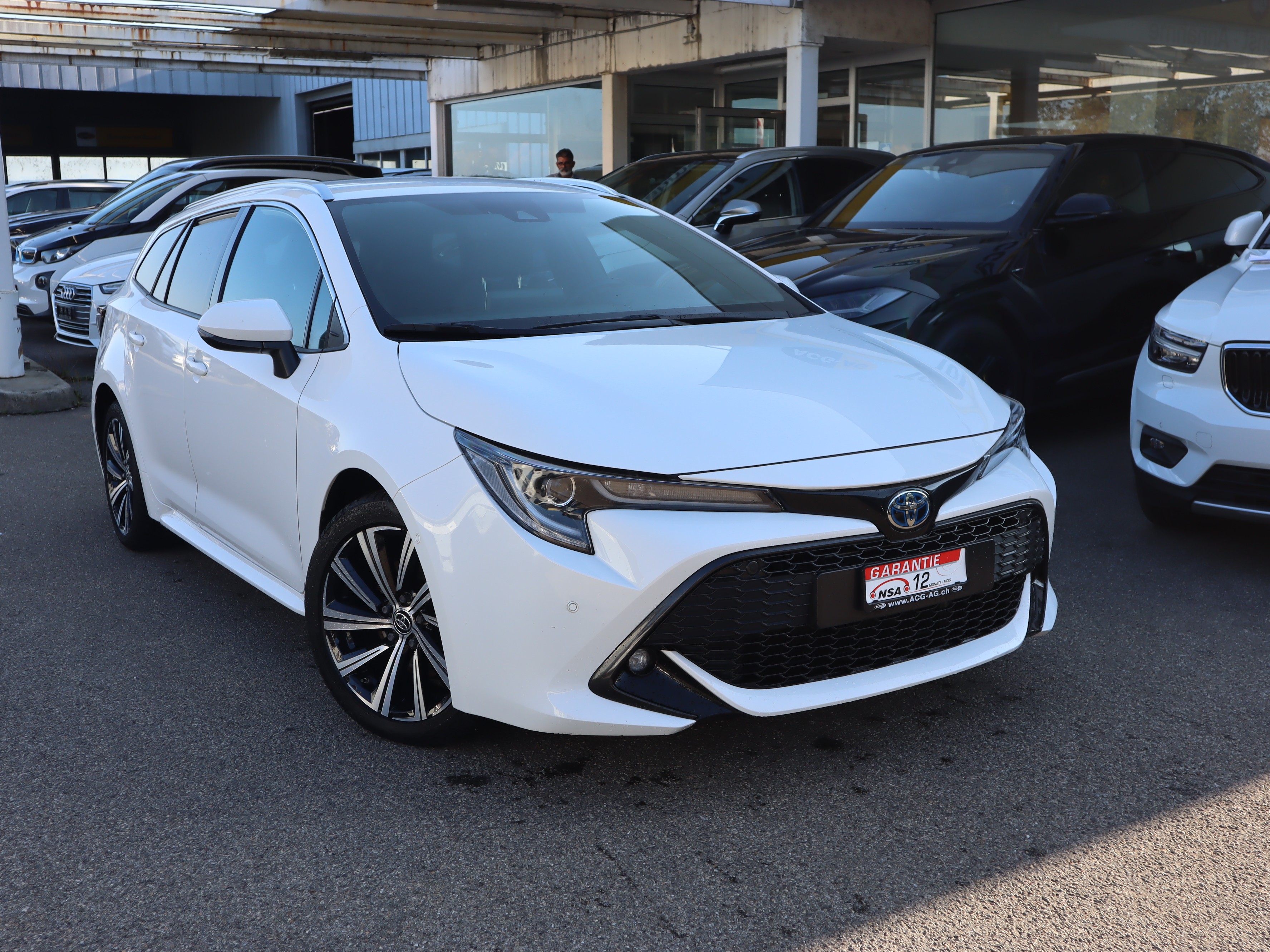 TOYOTA Corolla Touring Sports 2.0 HSD GR-S e-CVT ** Teil-Leder Ausstattung ** RF-Kamera ** Gr-Navi ** Lenkrad Heizung ** 179 PS