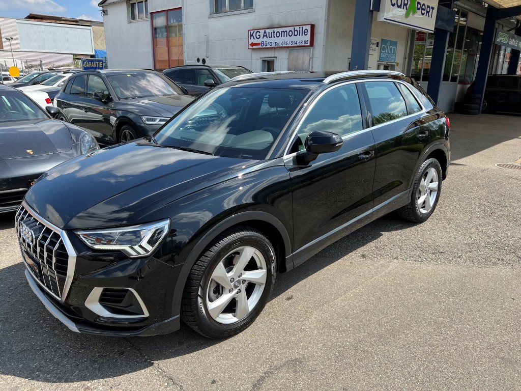 AUDI Q3 40 TFSI S line quattro S-tronic