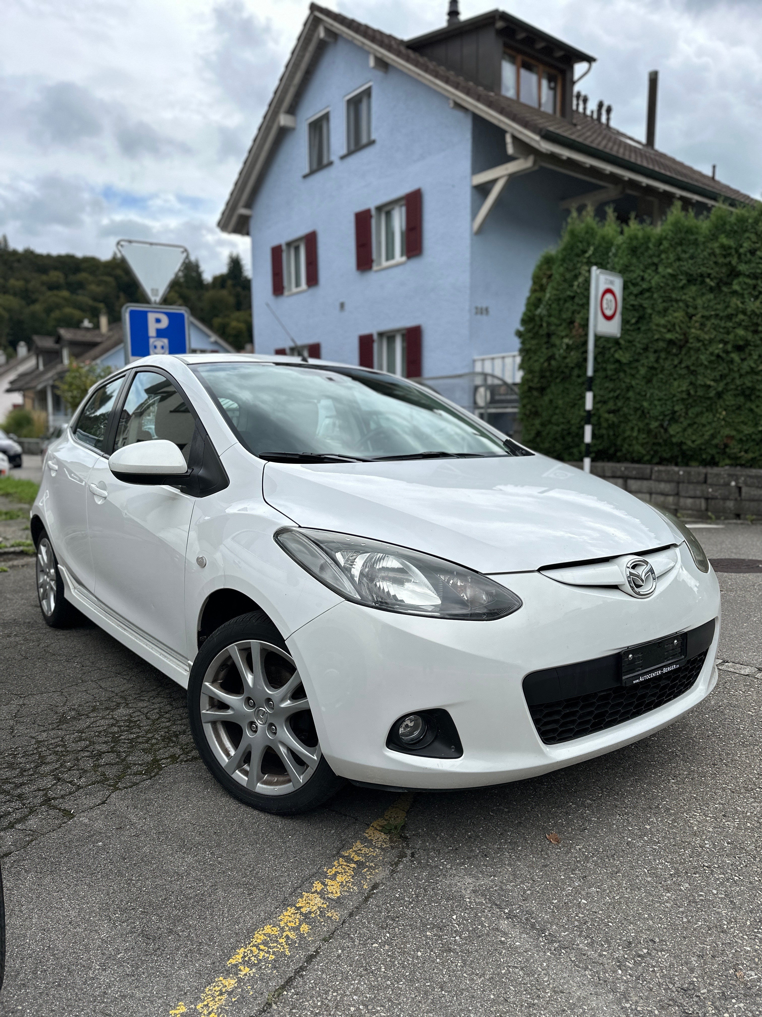 MAZDA 2 Sport