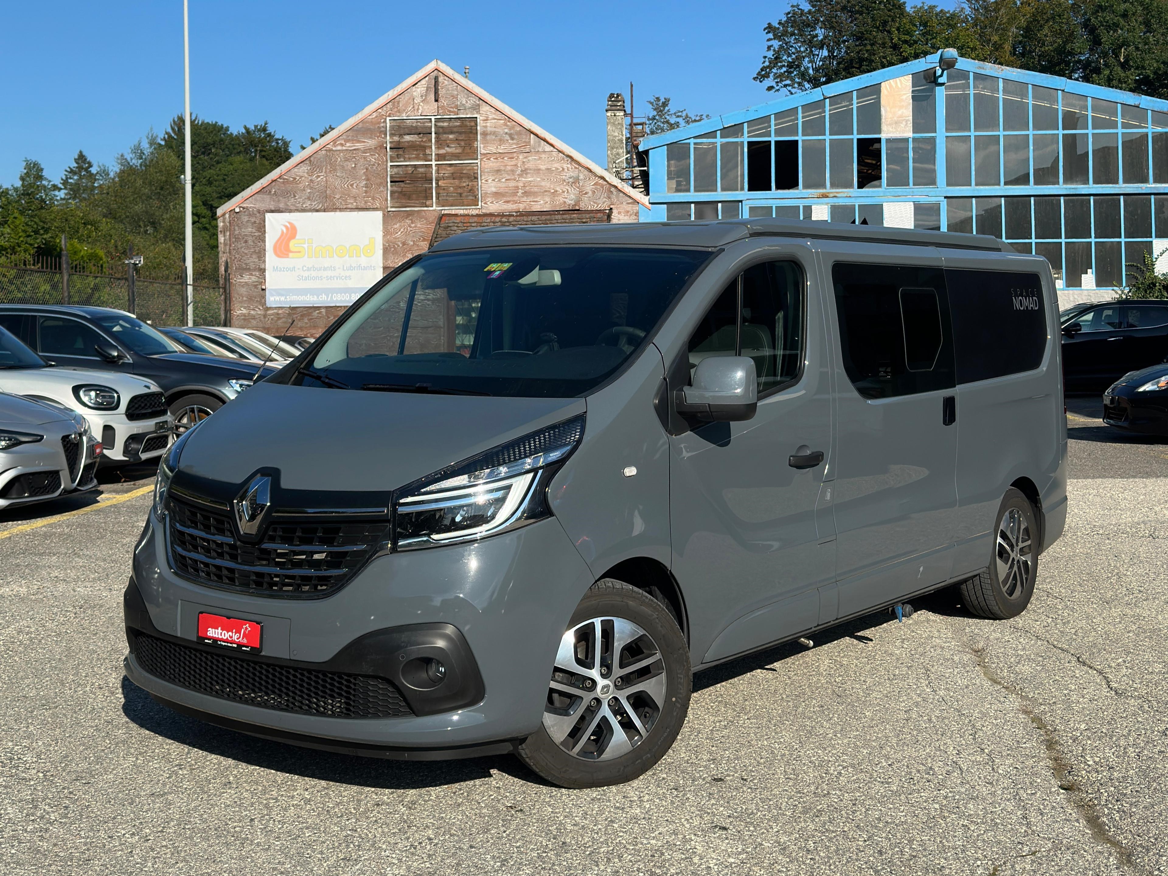 RENAULT Trafic Blue dCi 170 EDC Grand Spacenomad