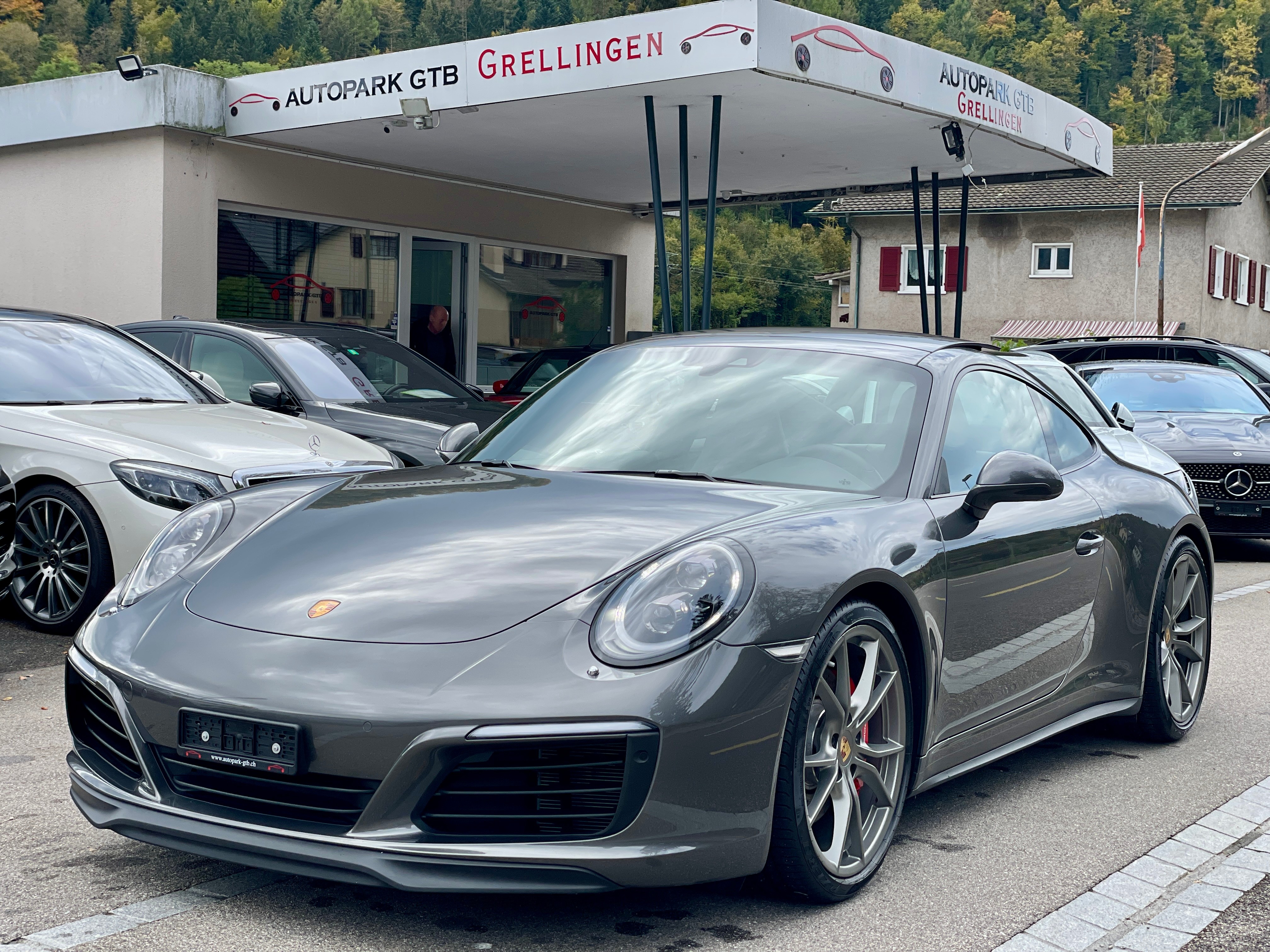 PORSCHE 911 Carrera 4S PDK