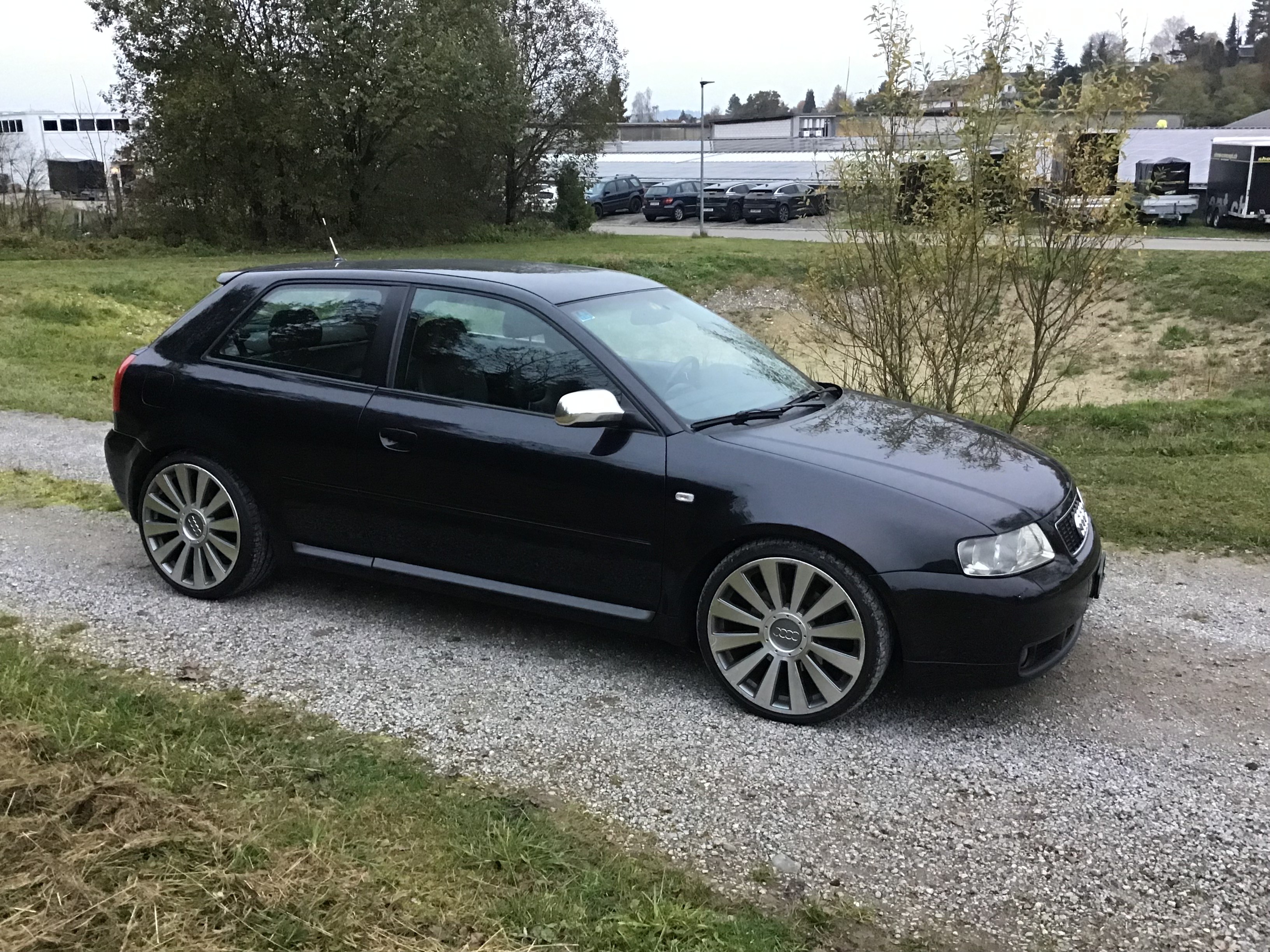 AUDI S3 quattro