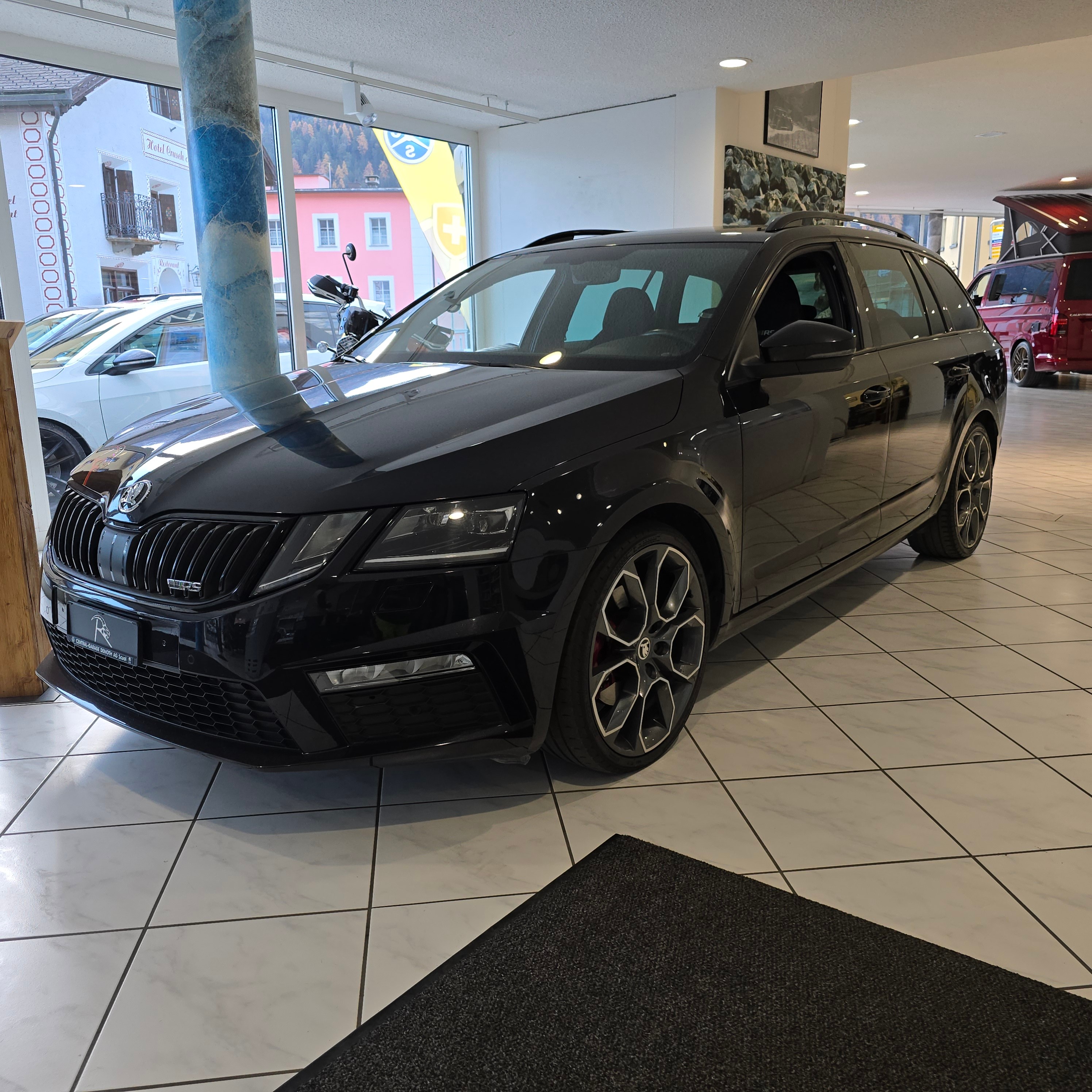 SKODA Octavia Combi 2.0 TDI RS 4x4 DSG