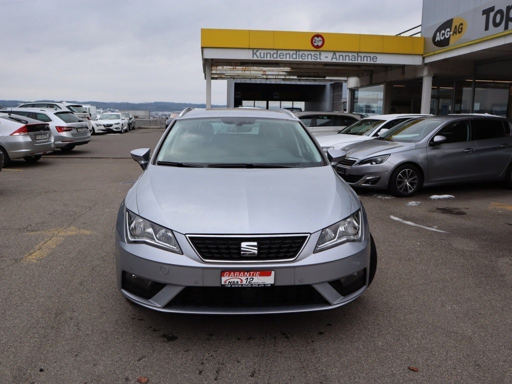 SEAT Leon ST 1.6 TDI CR Style DSG ** Navigation ** PDC ** Abstandsregelsystem **