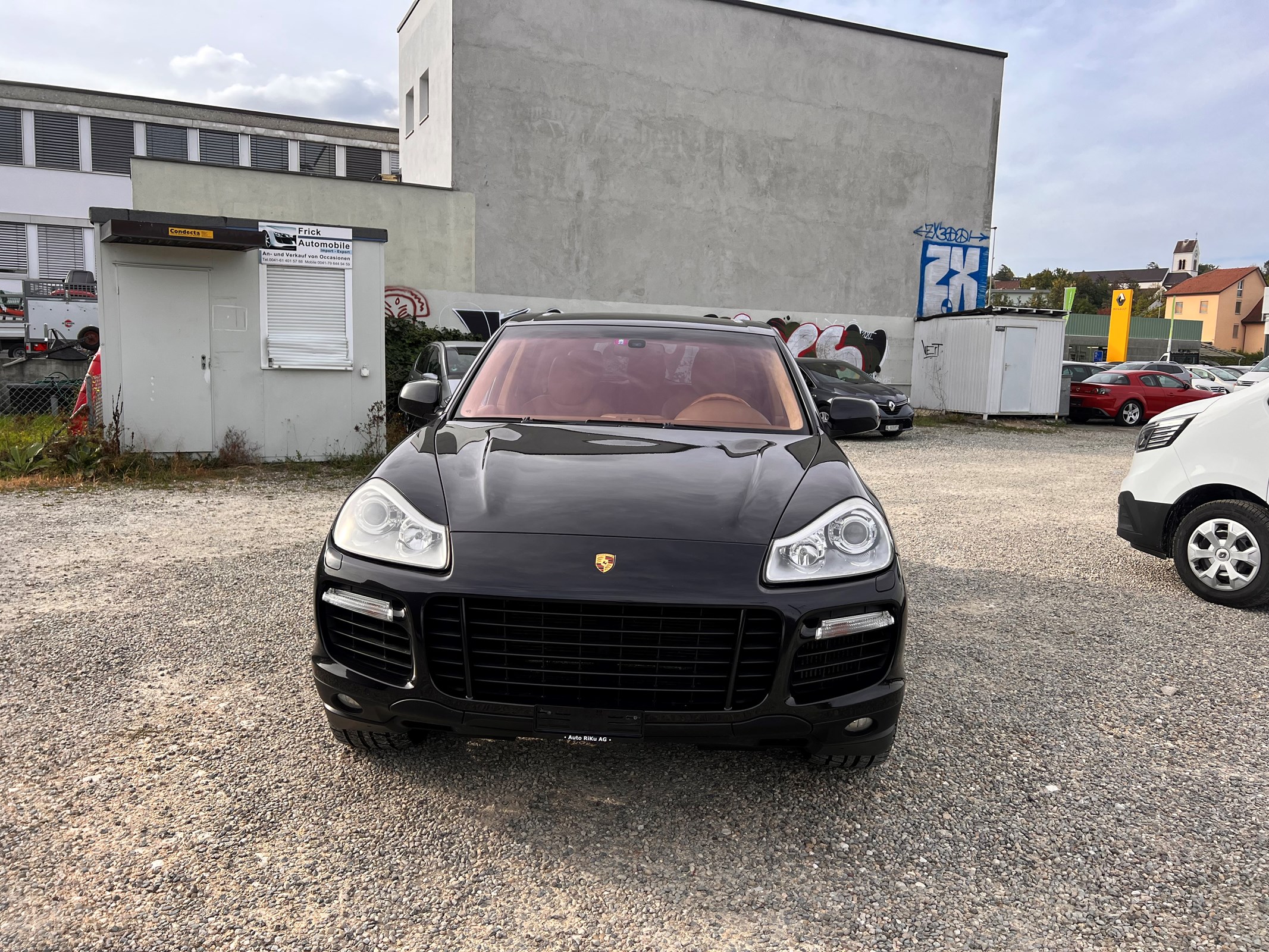 PORSCHE Cayenne Turbo