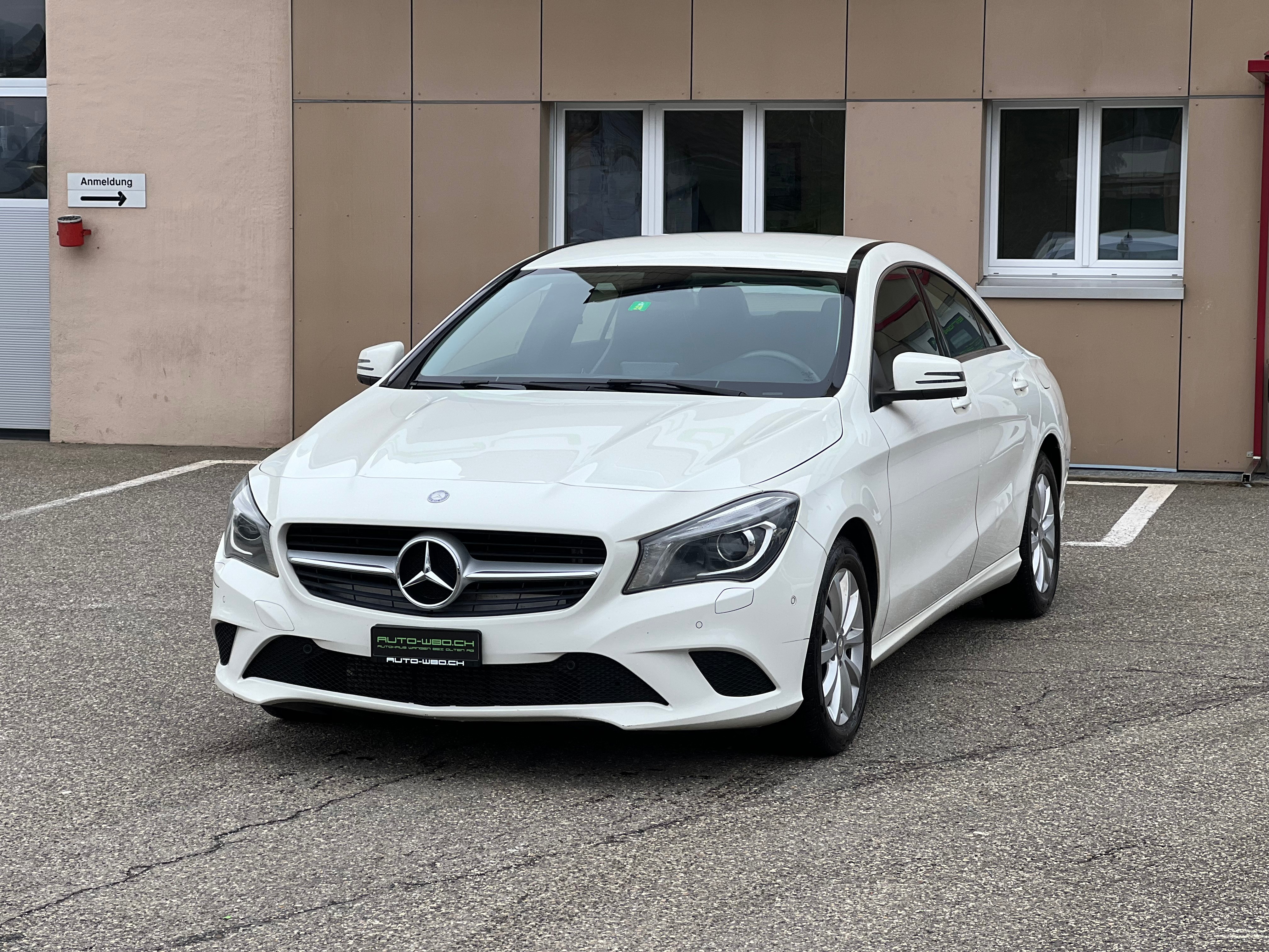 MERCEDES-BENZ CLA 180 7G-DCT