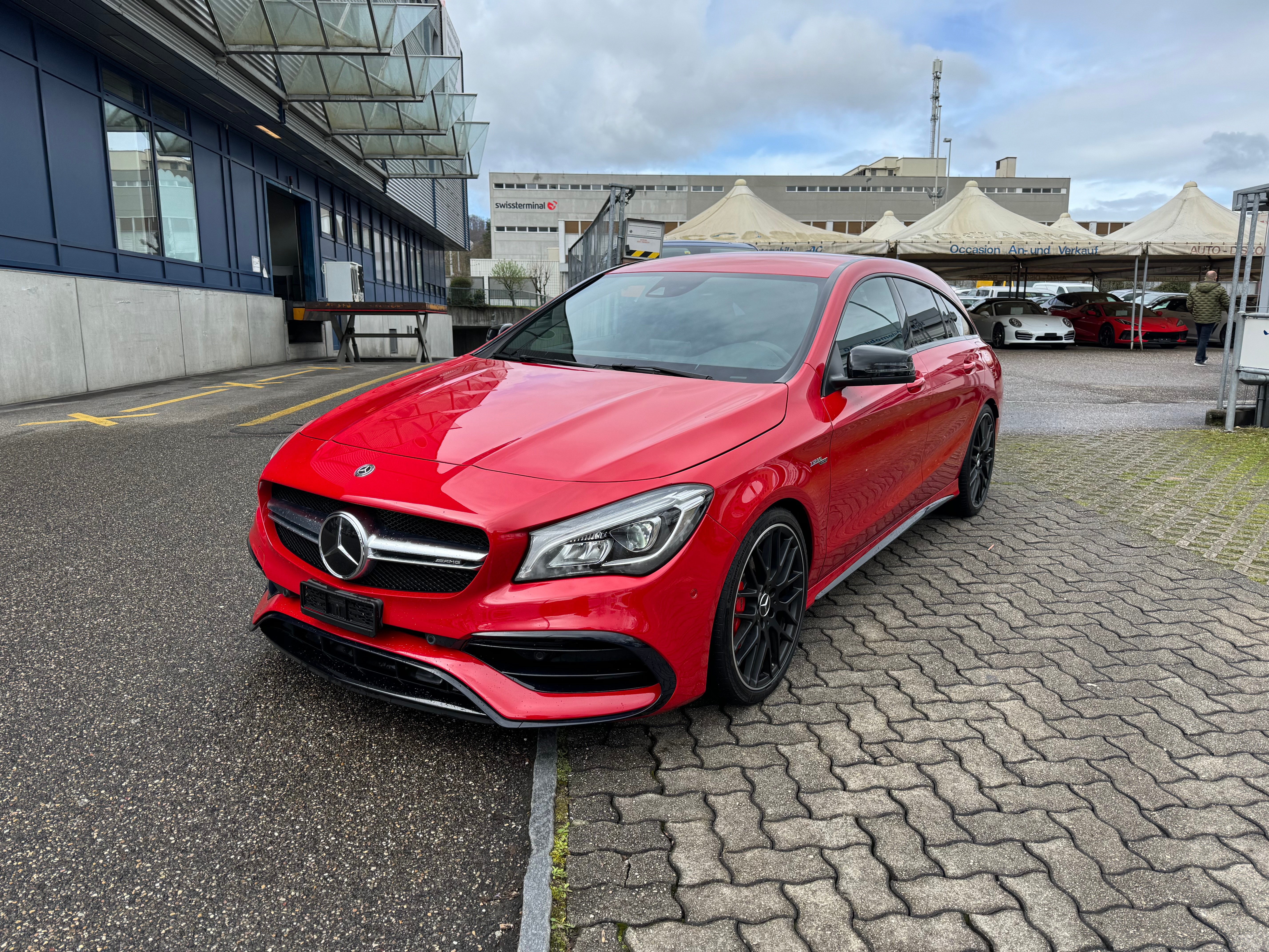 MERCEDES-BENZ CLA Shooting Brake 45 AMG 4Matic Speedshift