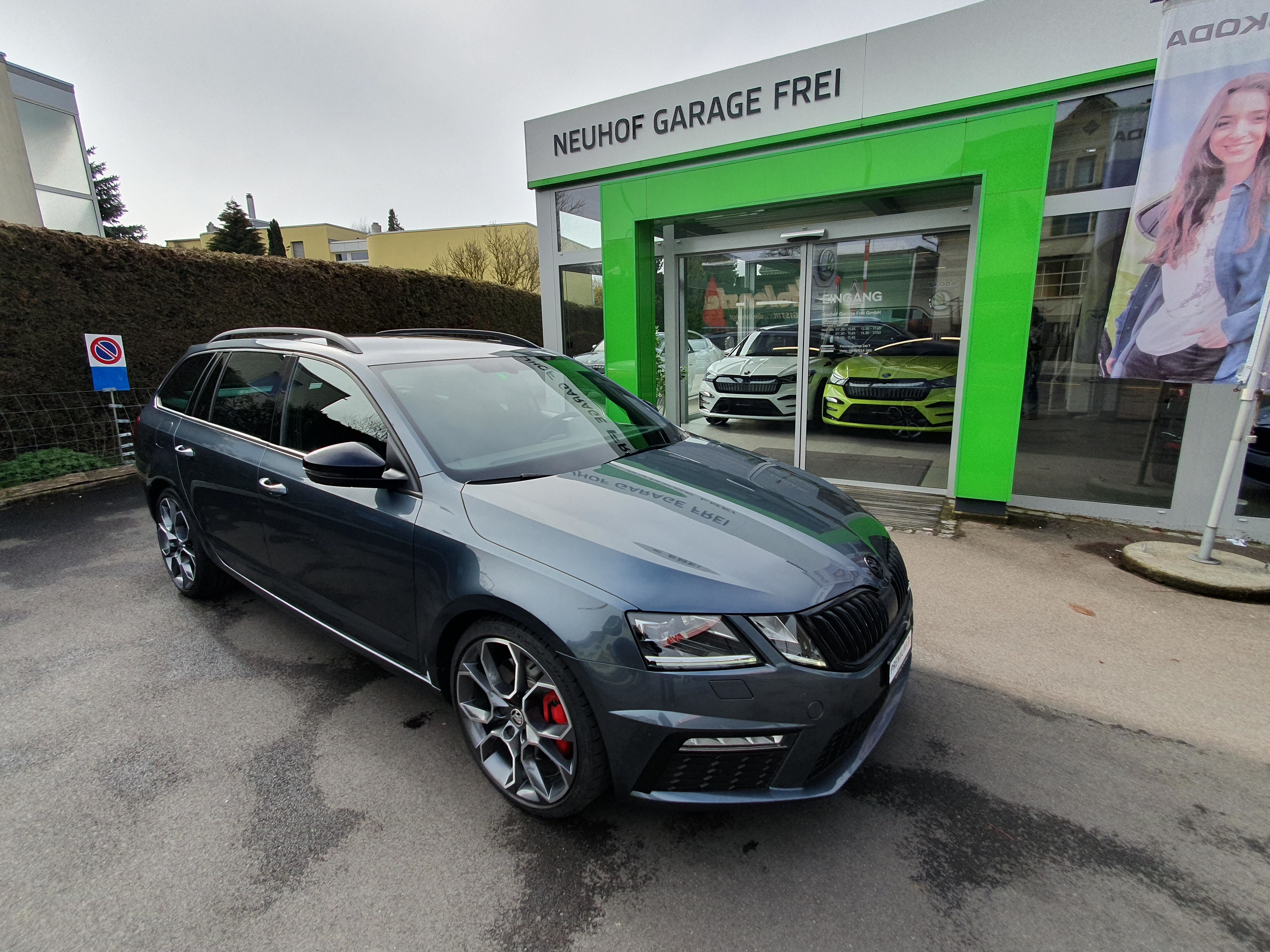 SKODA Octavia Combi 2.0 TSI RS DSG