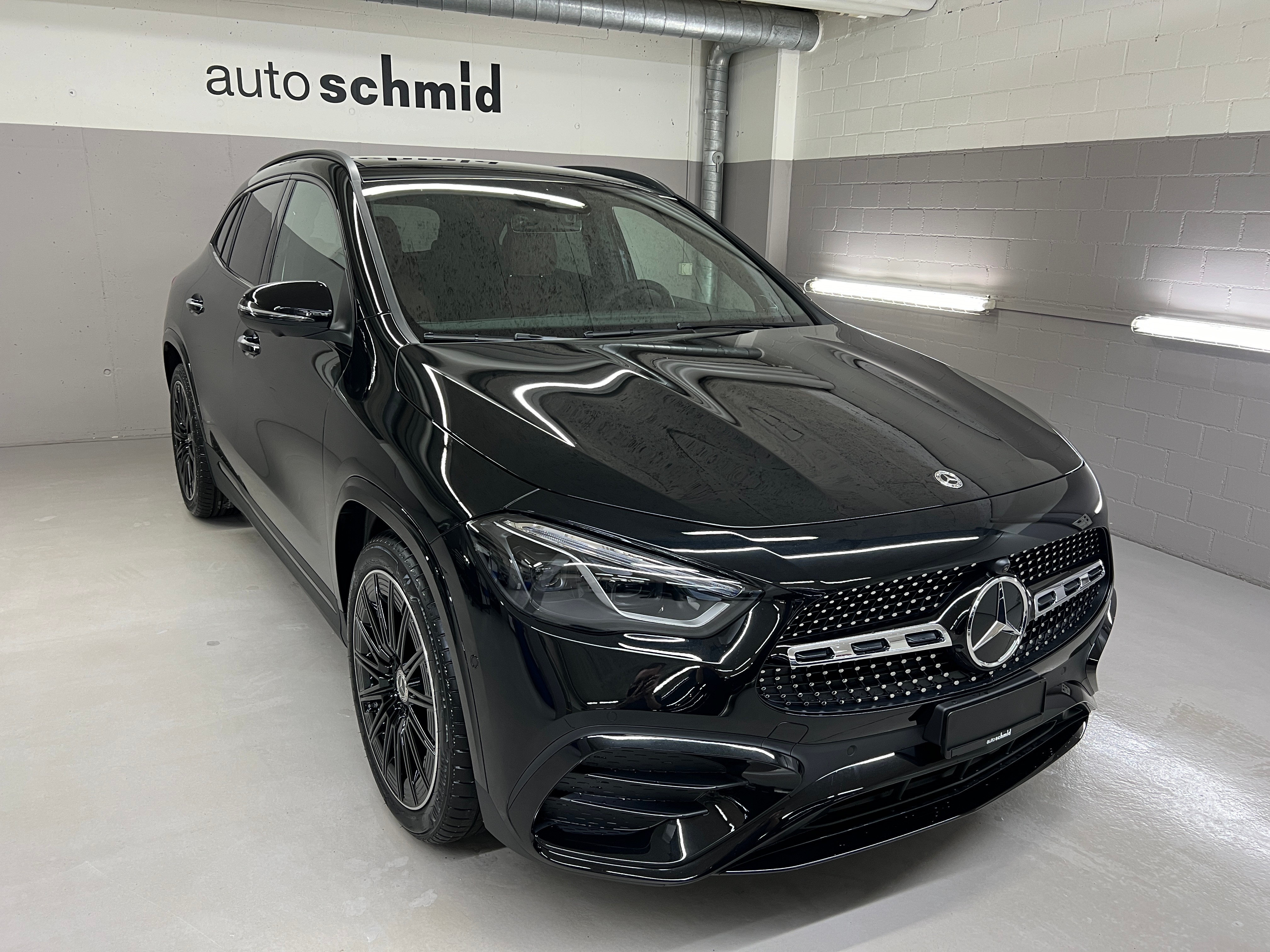 MERCEDES-BENZ GLA 250 4Matic 8G-DCT Swiss Star