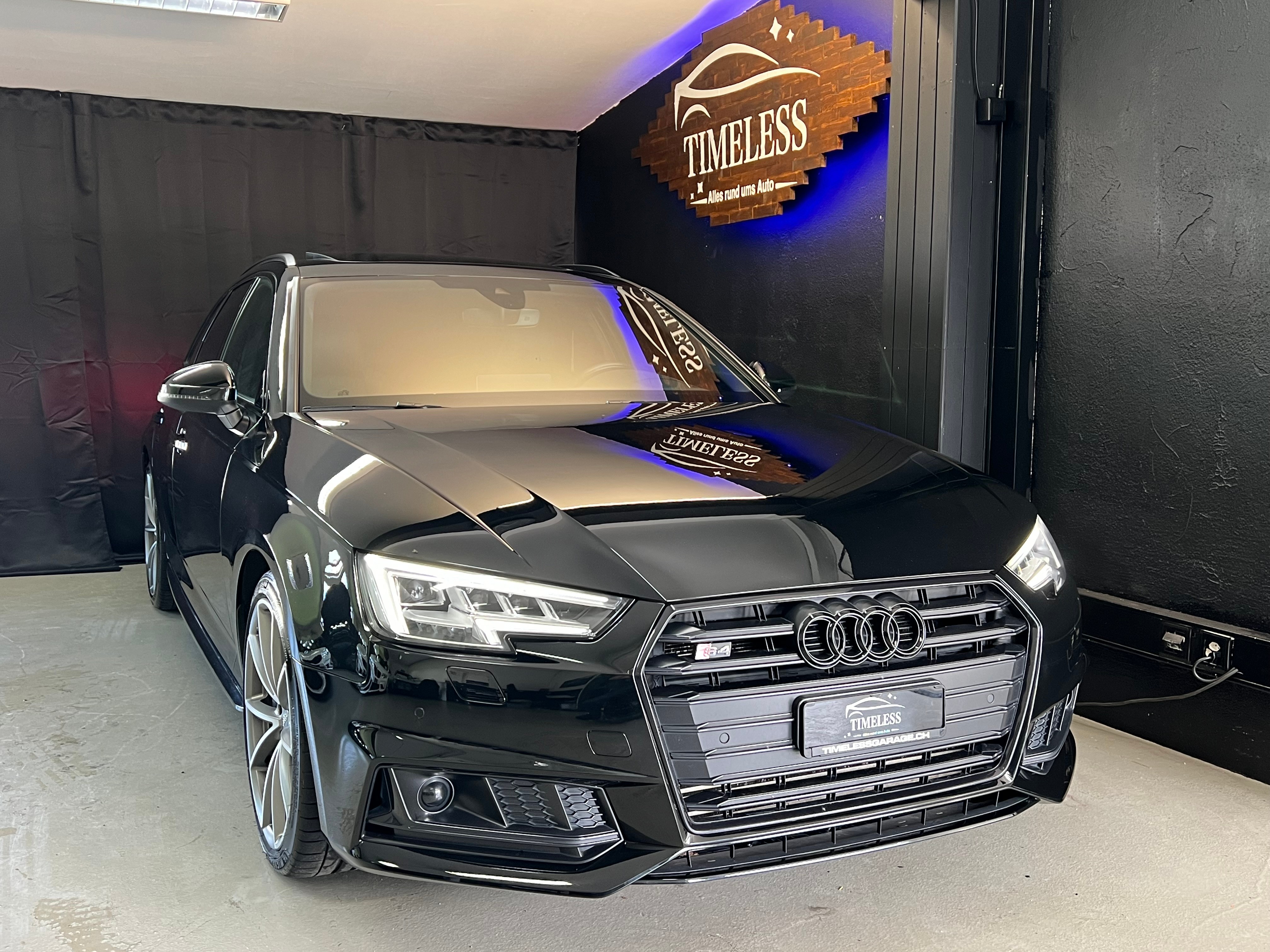 AUDI S4 Avant 3.0 TFSI quattro tiptronic