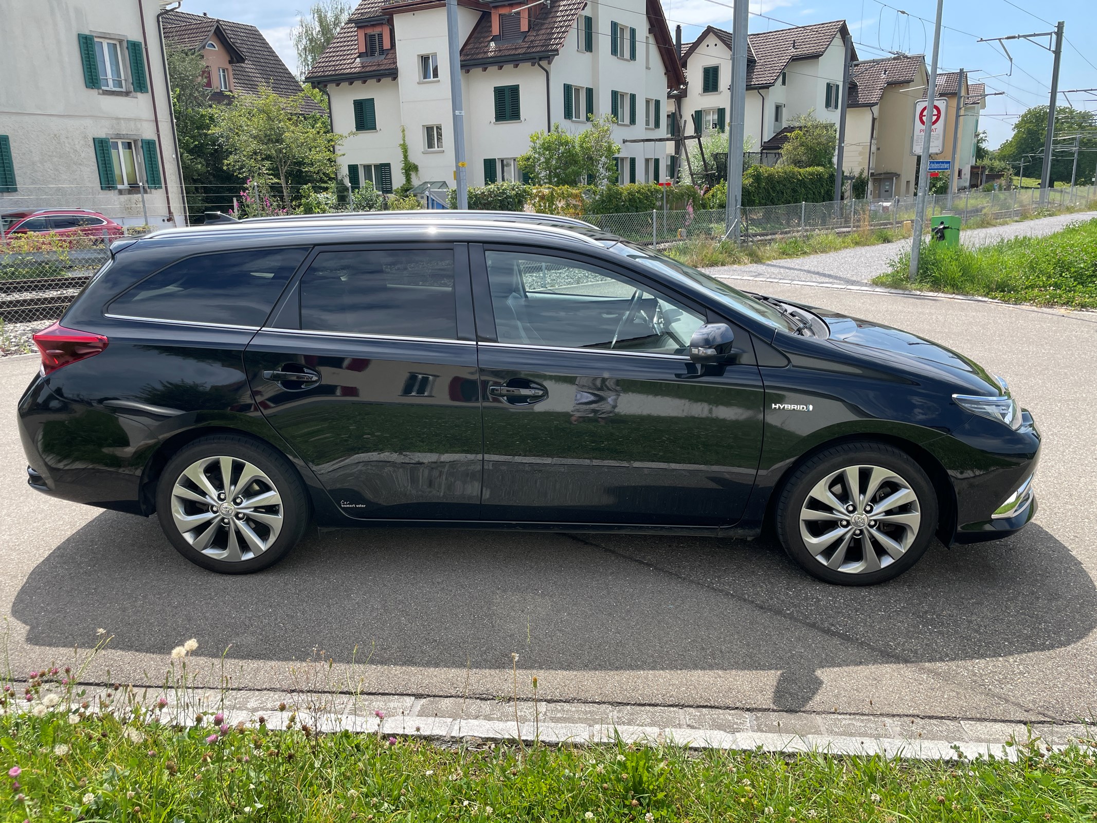 TOYOTA Auris Touring Sports 1.8 HSD Premium e-CVT