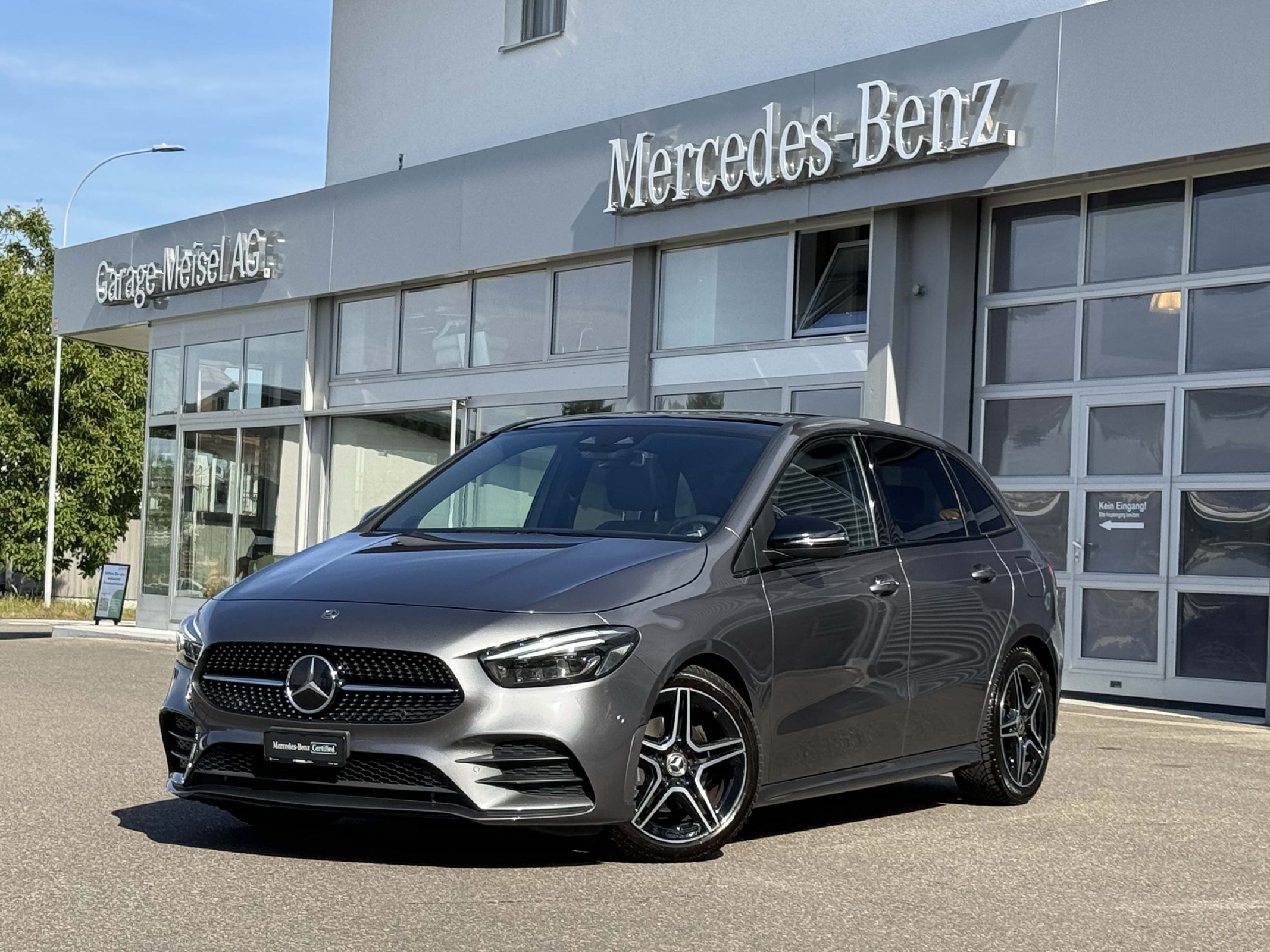 MERCEDES-BENZ B 200 AMG-Line