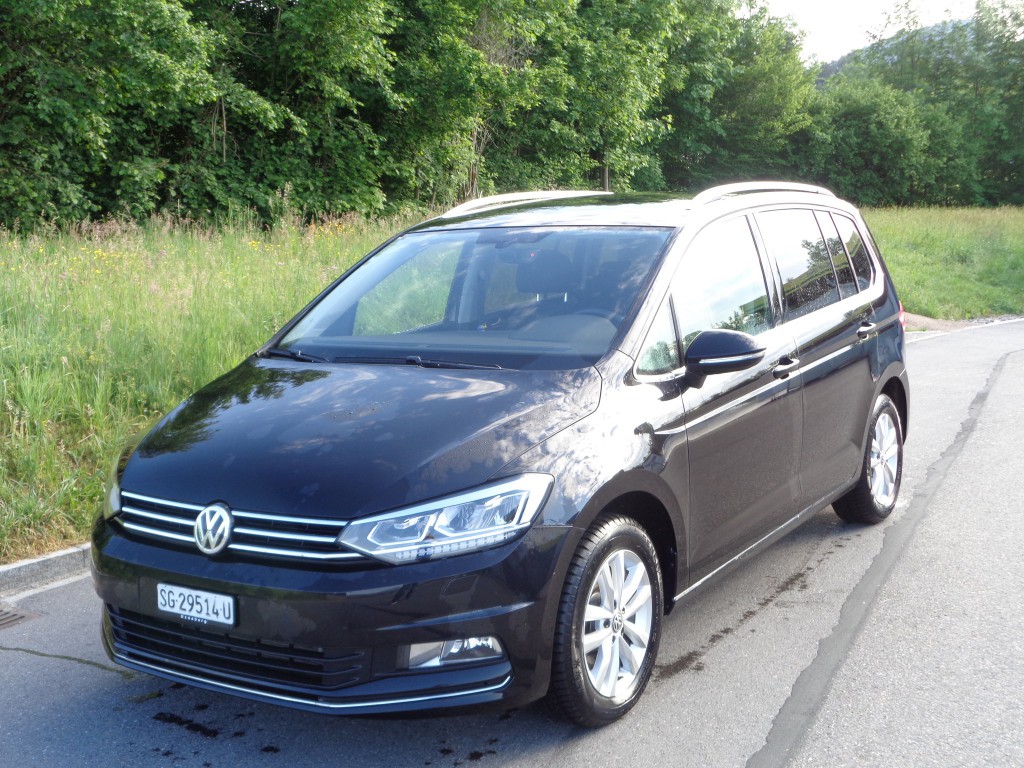 VW Touran 2.0 TDI BlueMotion Technology Highline DSG