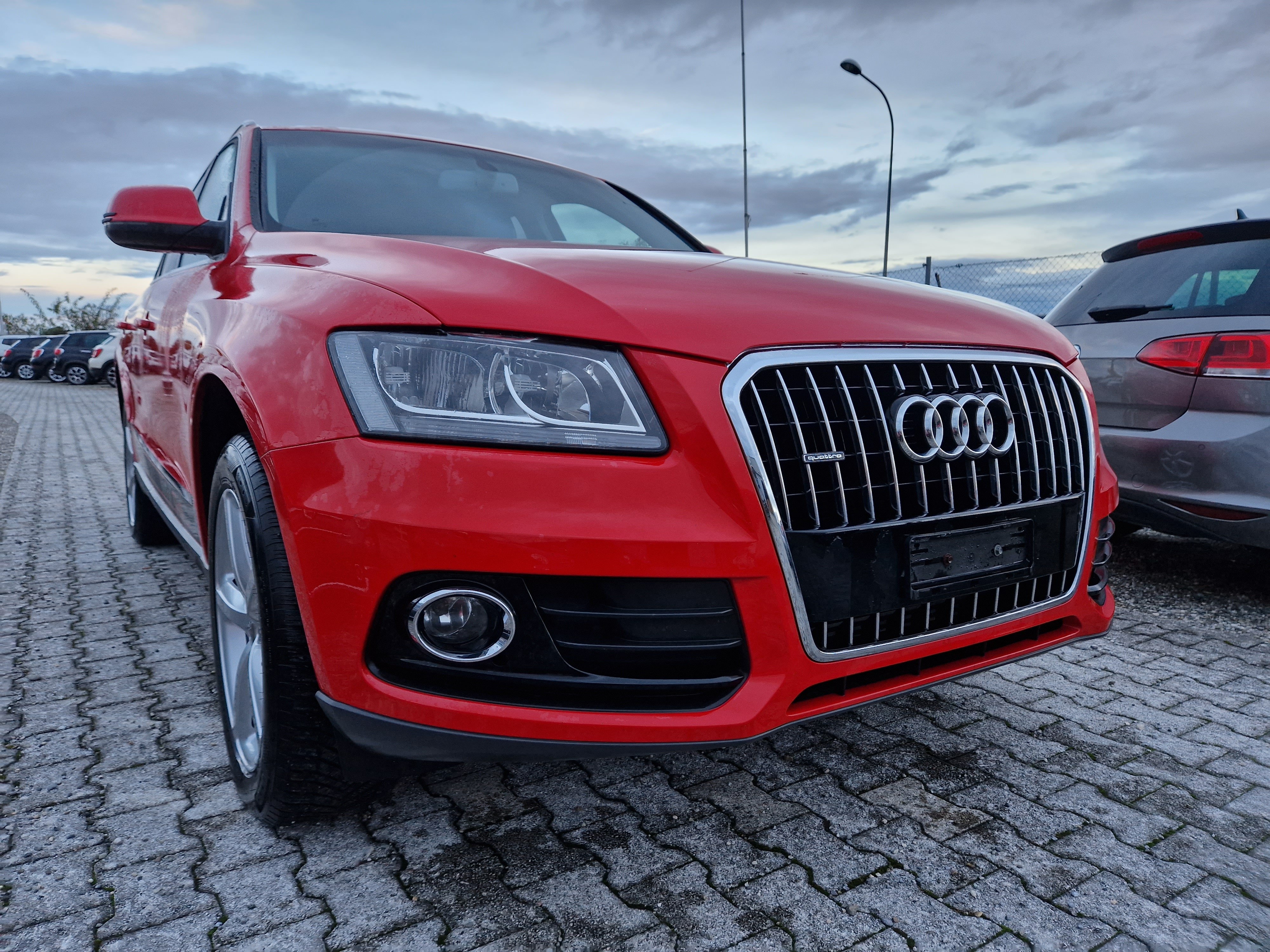 AUDI Q5 2.0 TFSI quattro