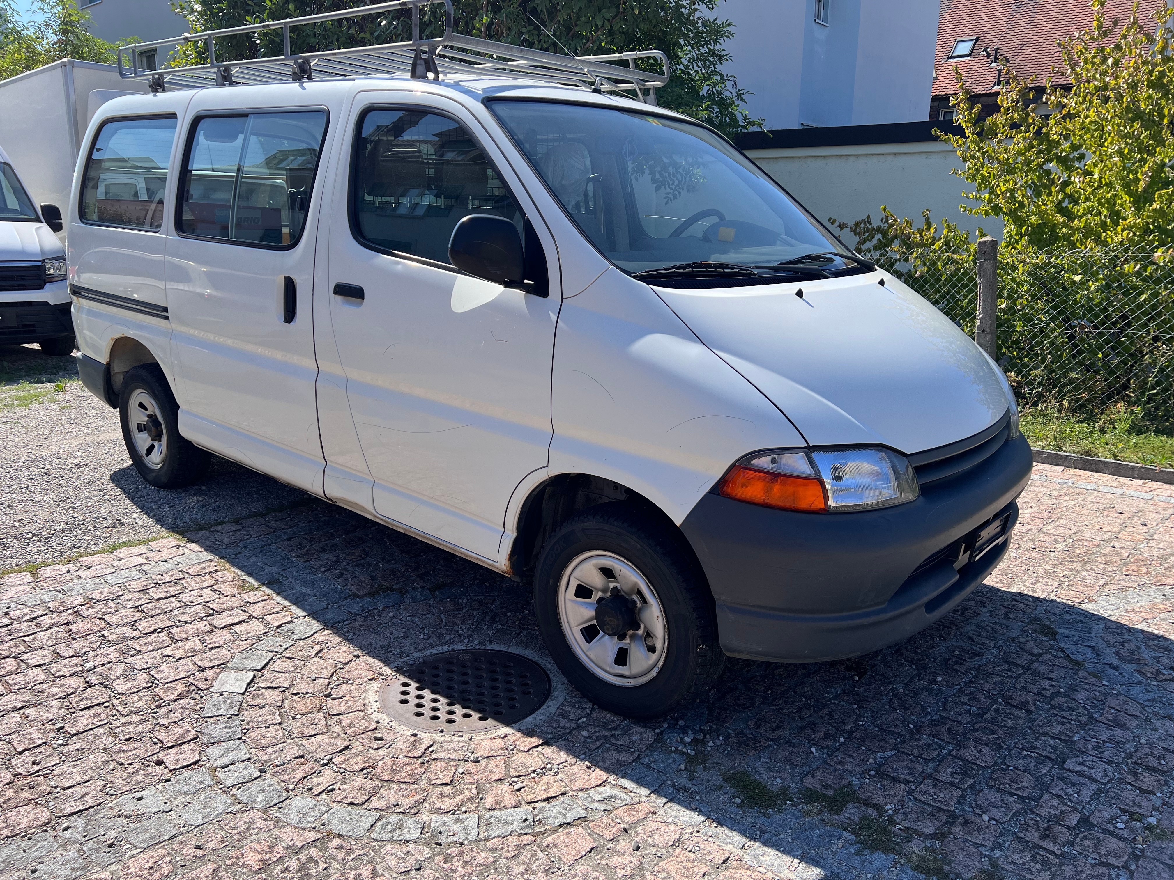 TOYOTA Hiace 2.7 Kombi 4x4