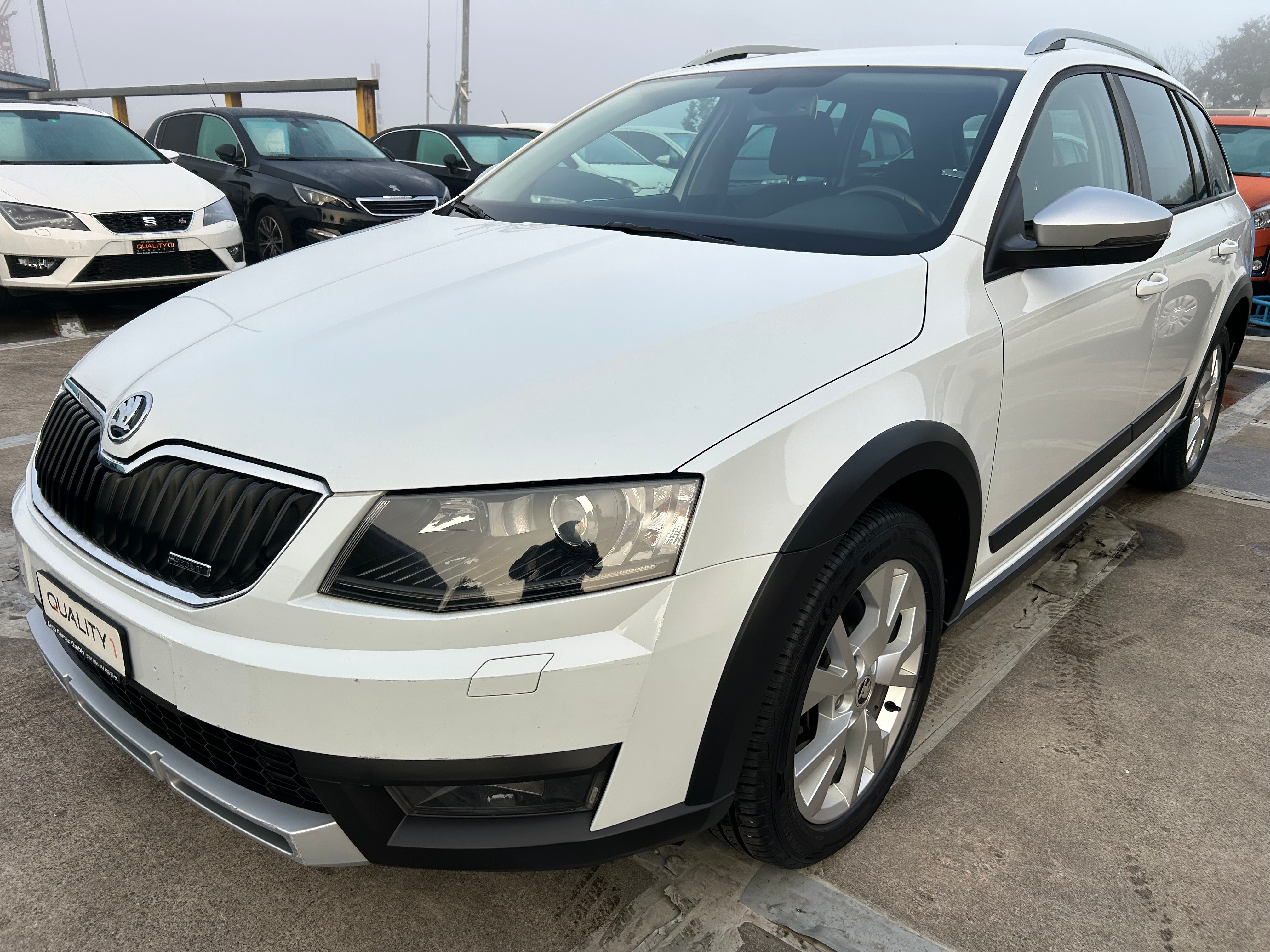 SKODA Octavia Combi 2.0 TDI Scout 4x4 DSG