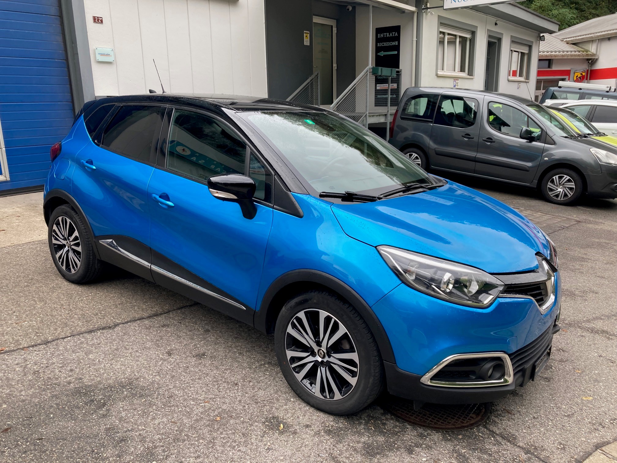 RENAULT Captur 1.2 T 16V Privilège EDC