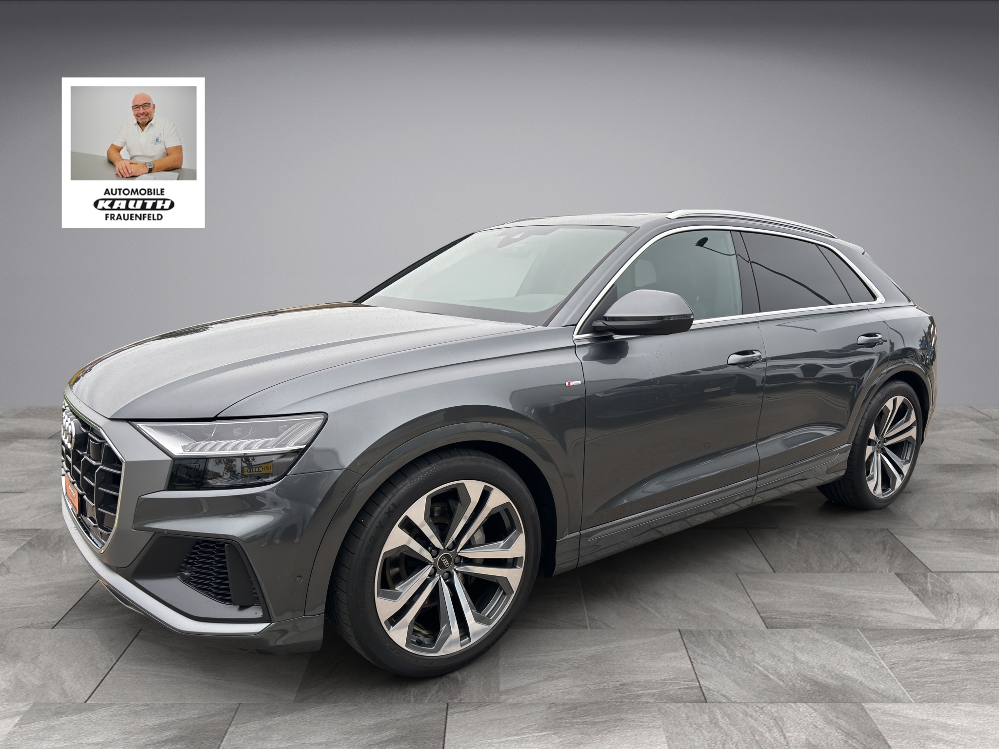 AUDI Q8 55 TFSI quattro*S-Line/22