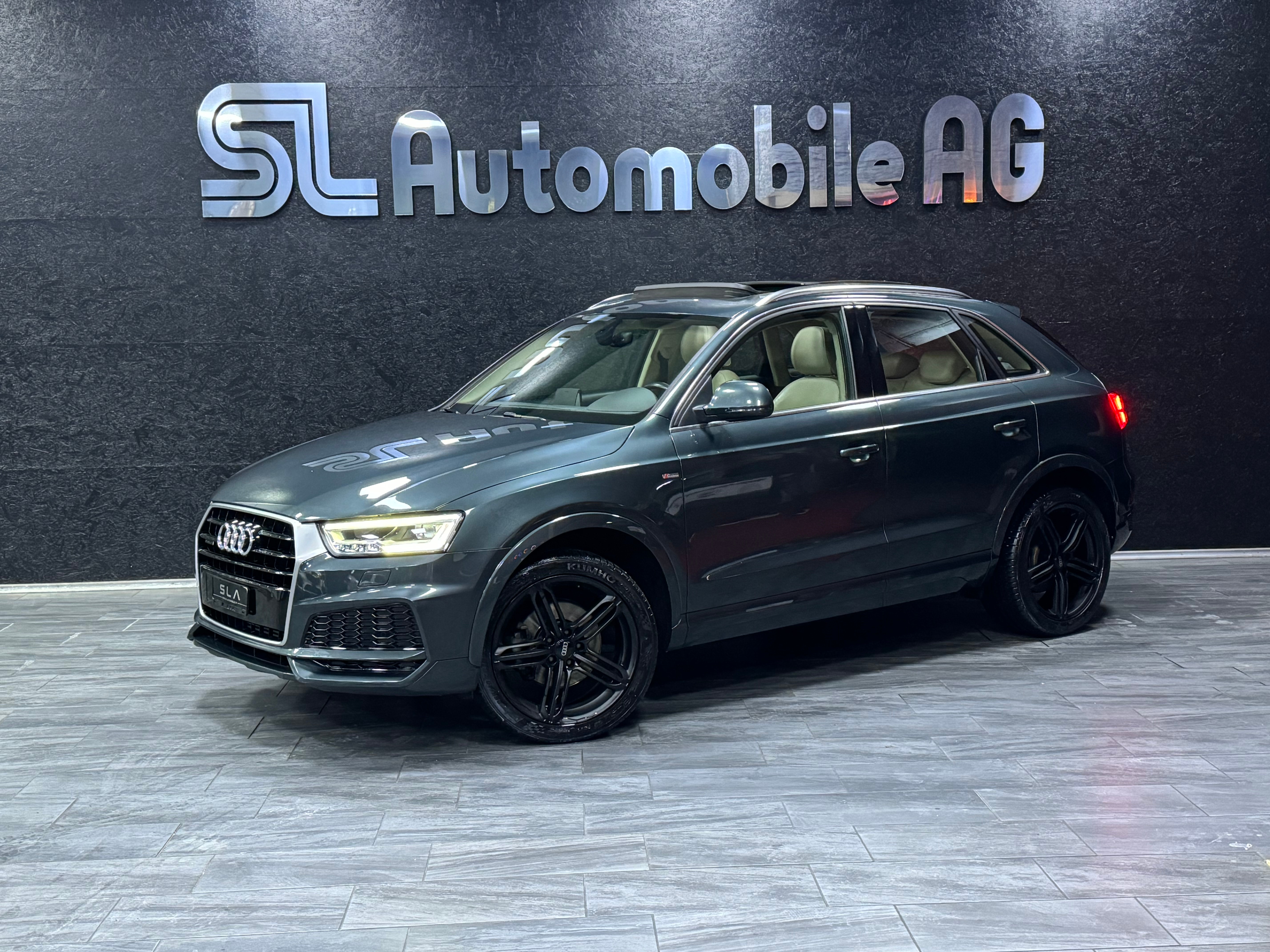 AUDI Q3 2.0 TFSI design quattro S-tronic S-Line