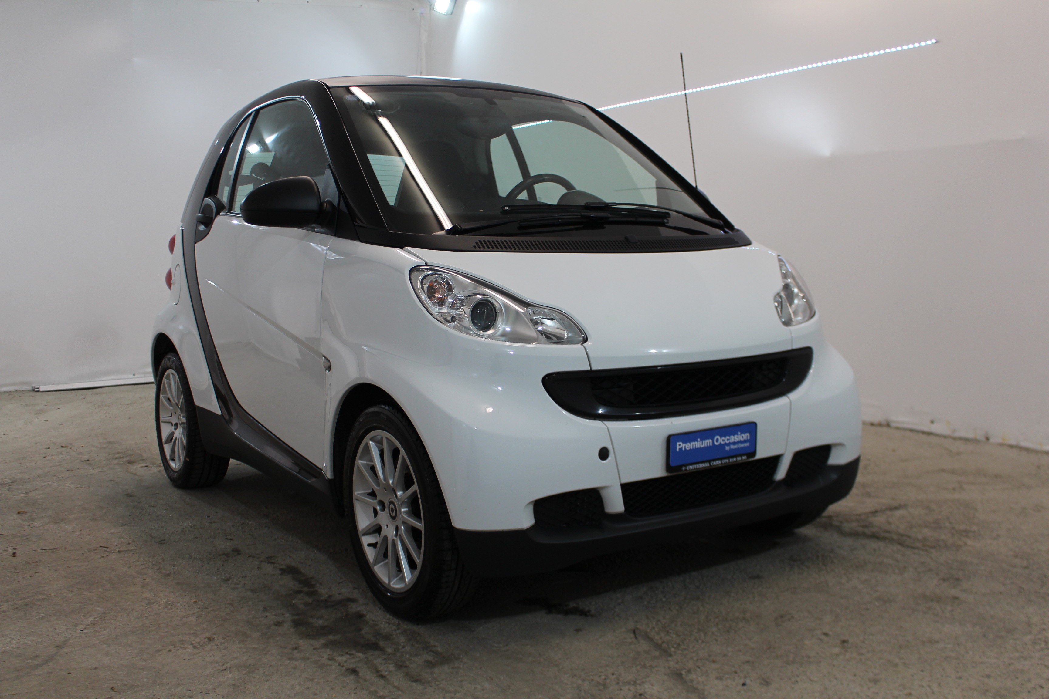 SMART fortwo black & white limited mhd softouch