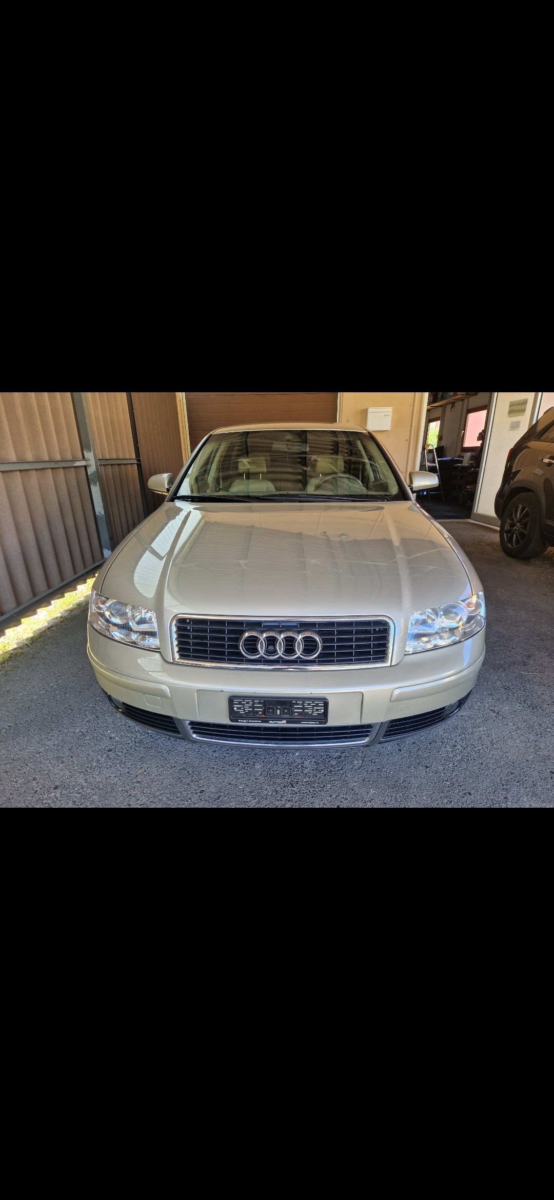 AUDI A4 2.4 V6