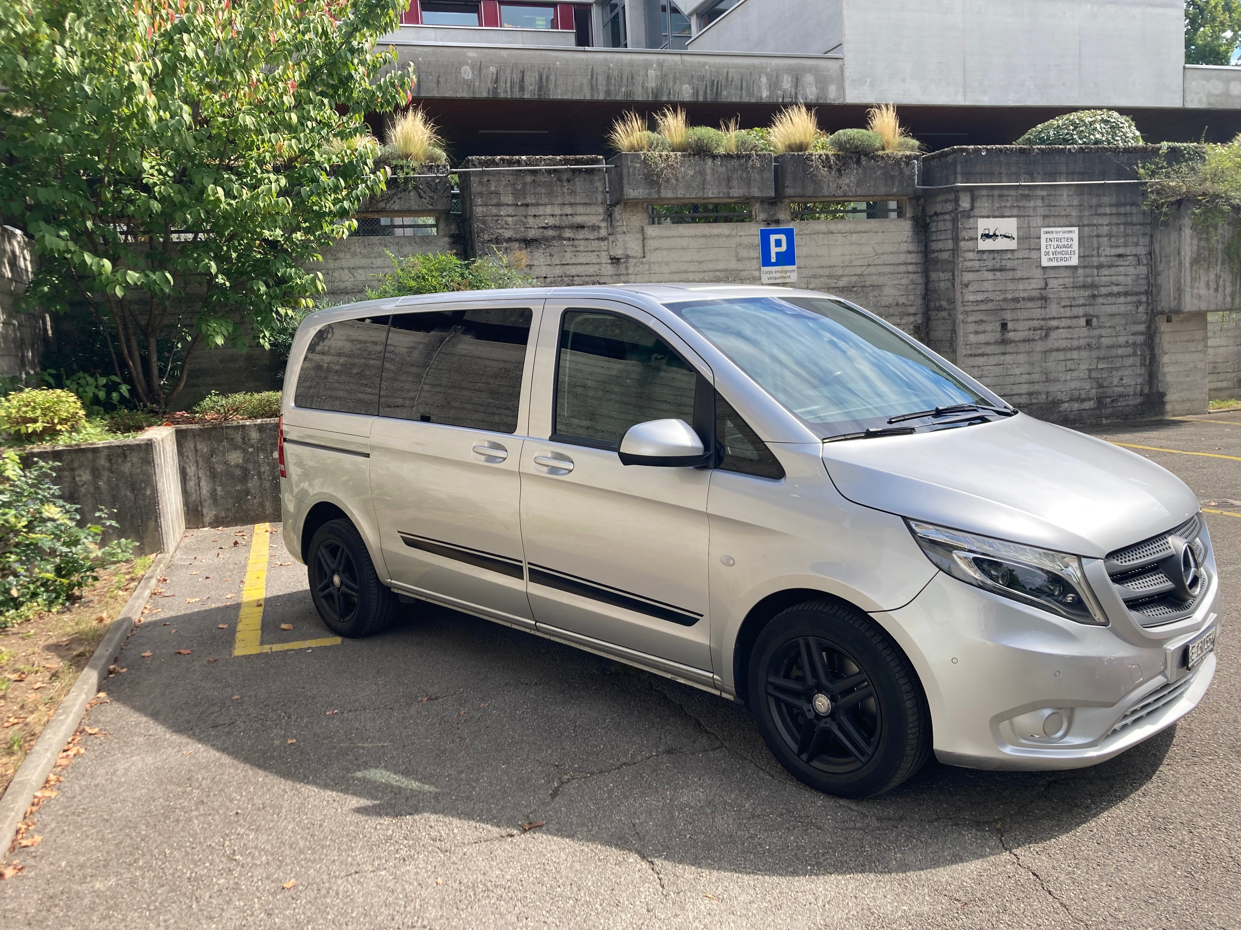 MERCEDES-BENZ VITO