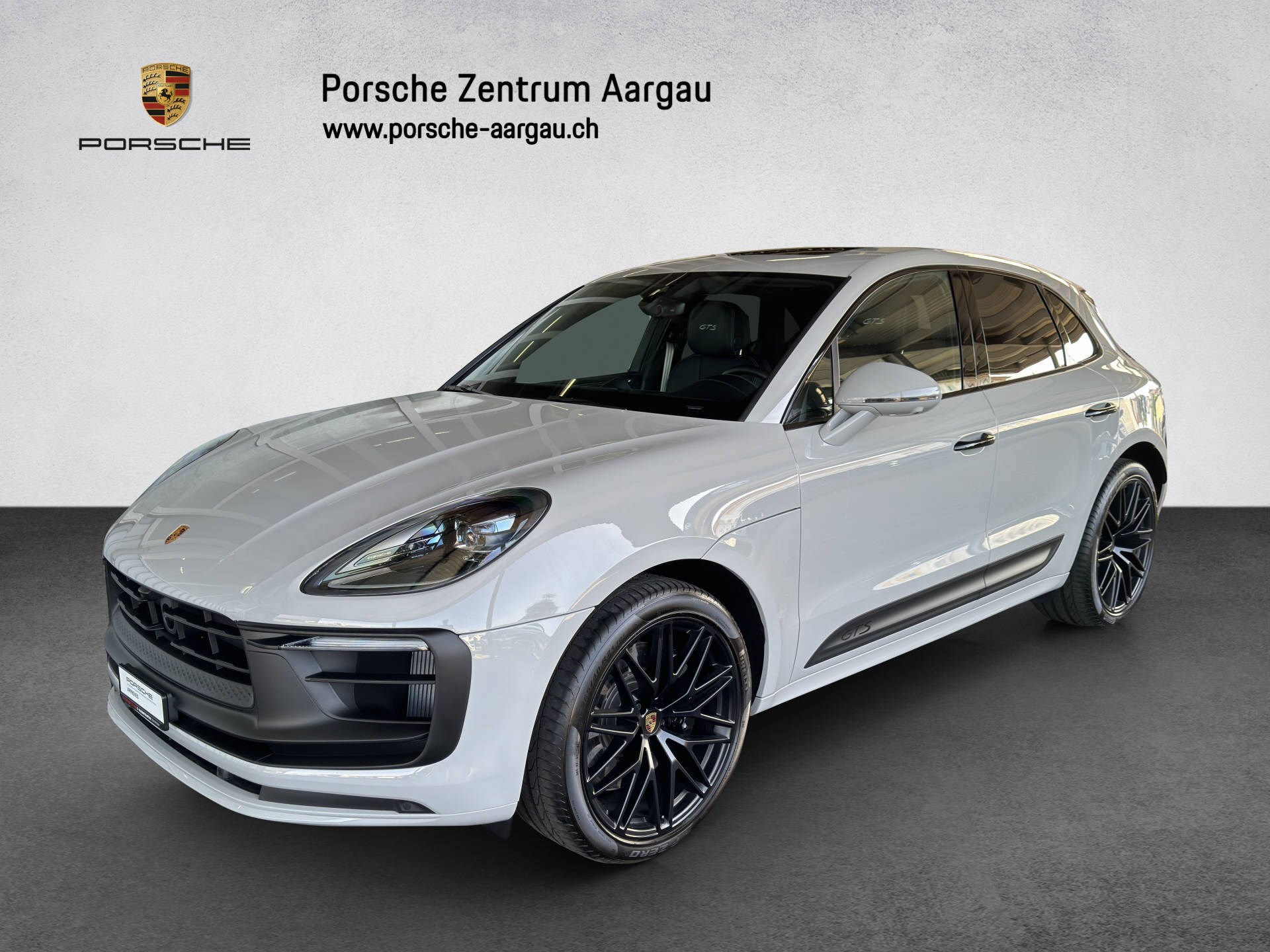 PORSCHE Macan GTS