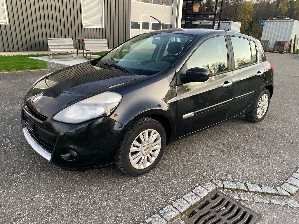 RENAULT Clio 1.2 16V Turbo Exception