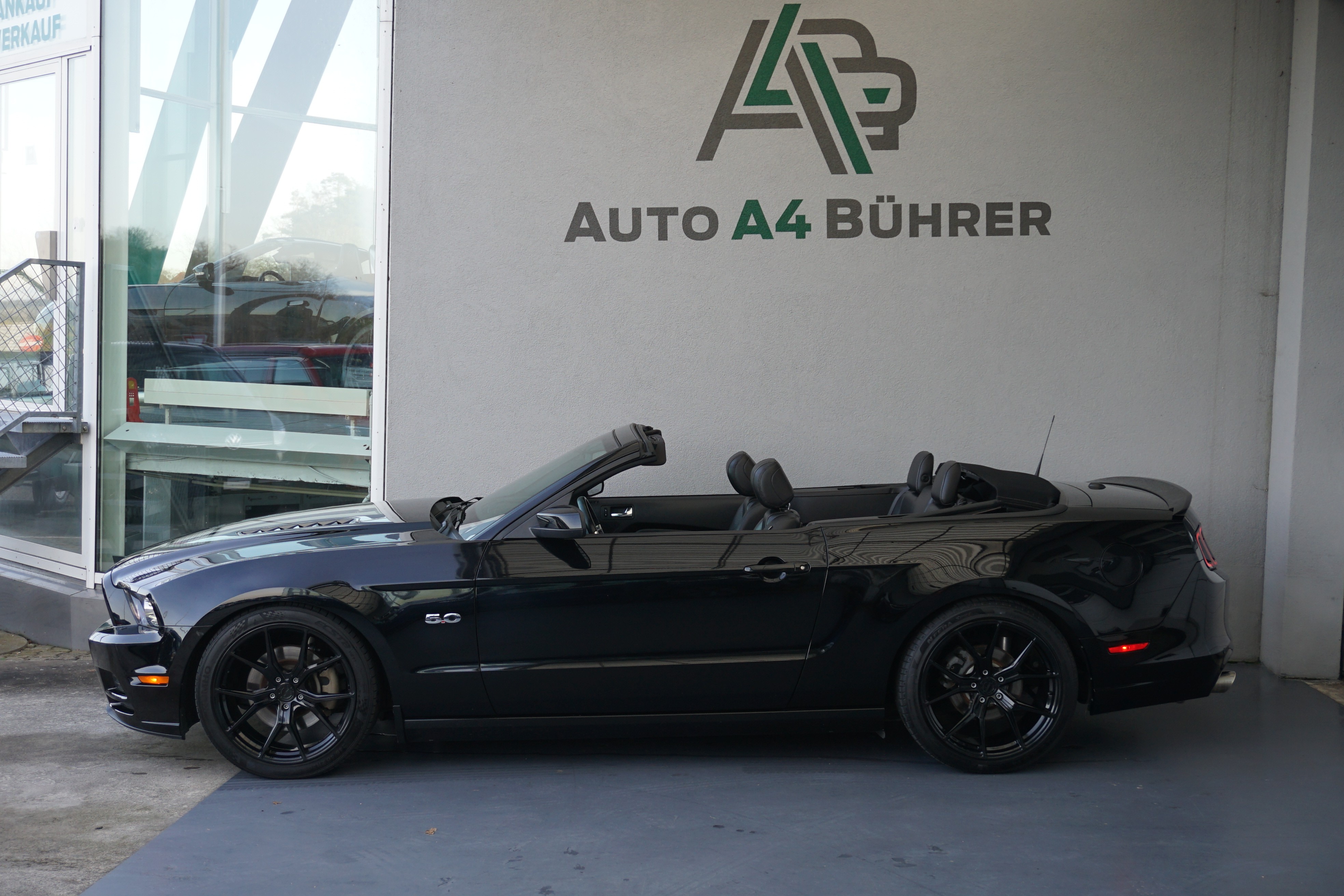 FORD Mustang GT 5,0i V8 32V Ti VCT Convertible Automat