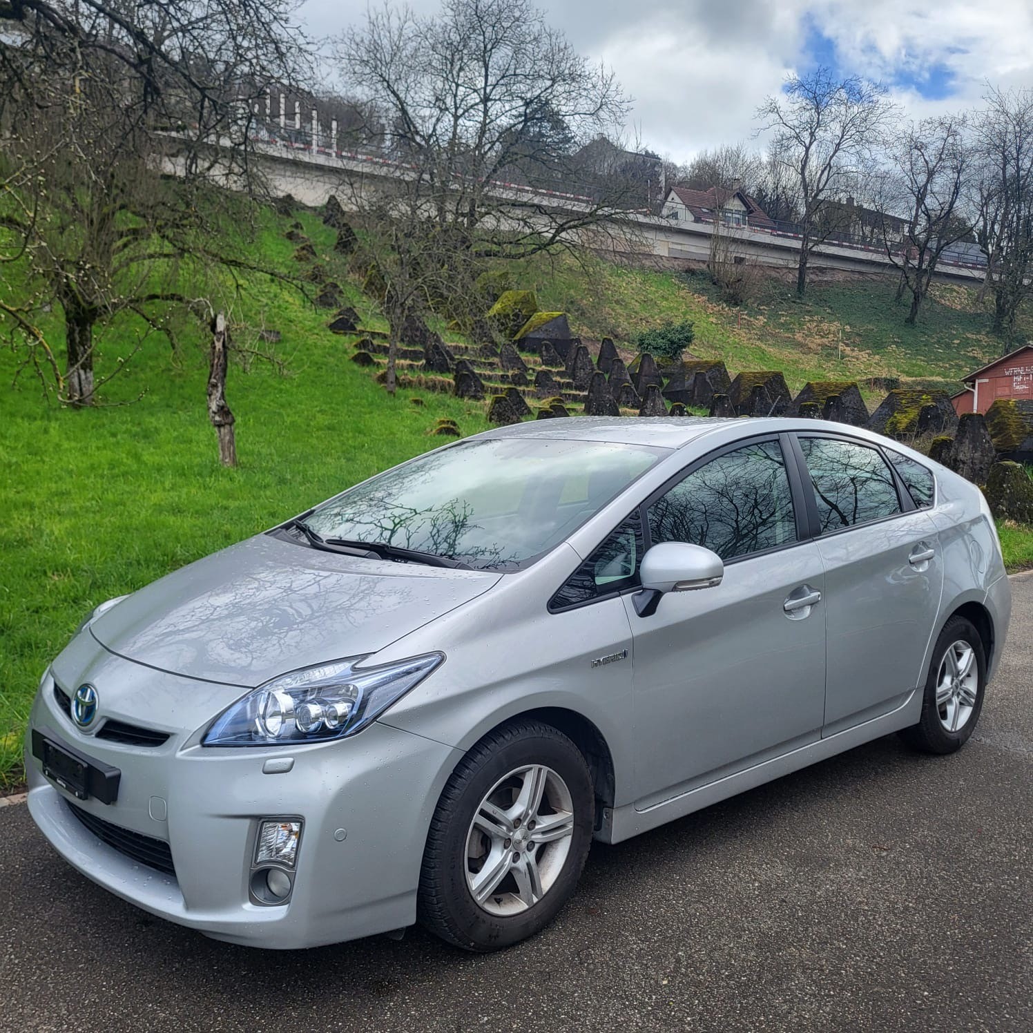 TOYOTA Prius 1.8 16V HSD Sol Premium