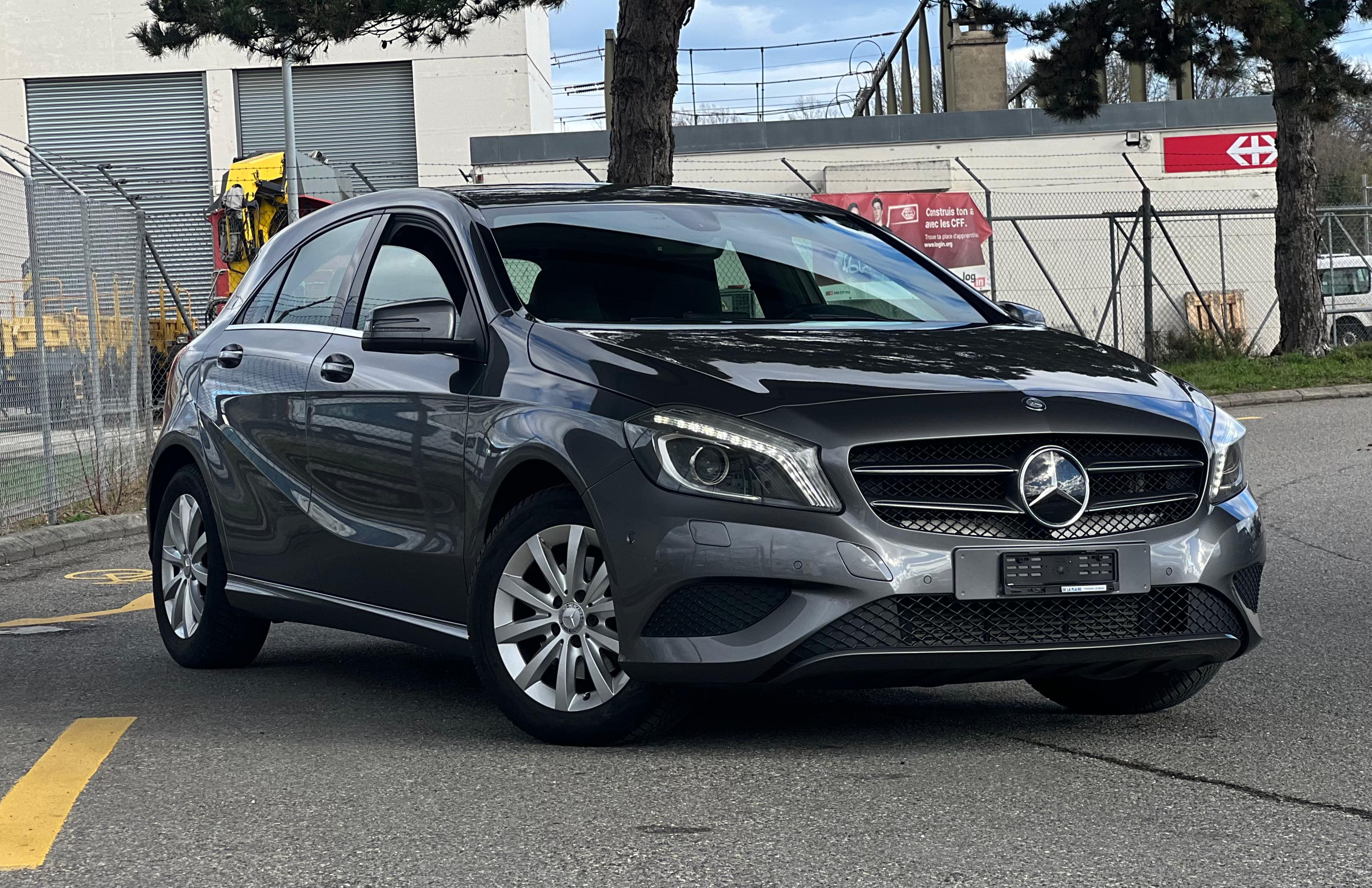 MERCEDES-BENZ A 200 Style