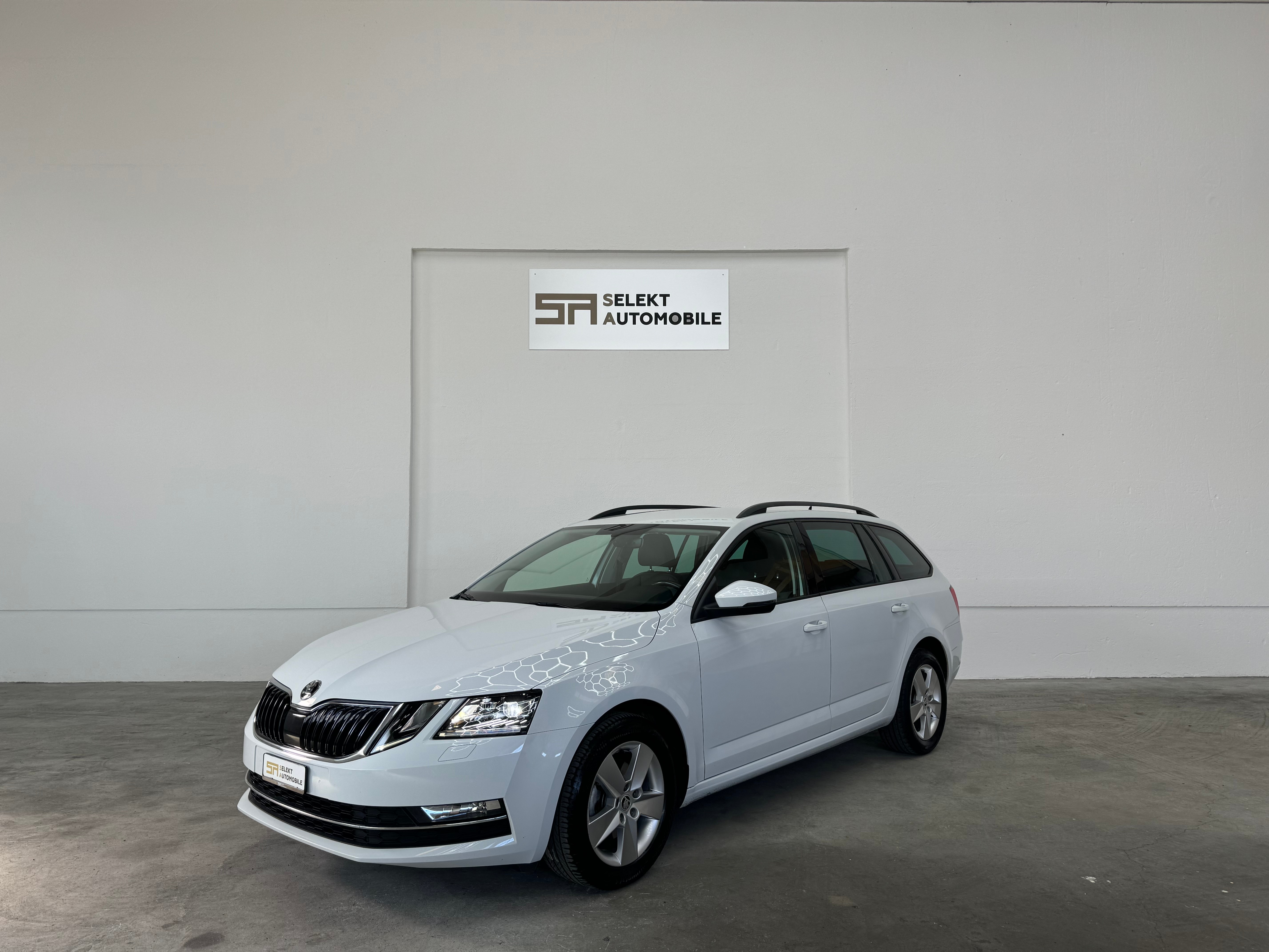 SKODA Octavia Combi 1.5 TSI Style DSG