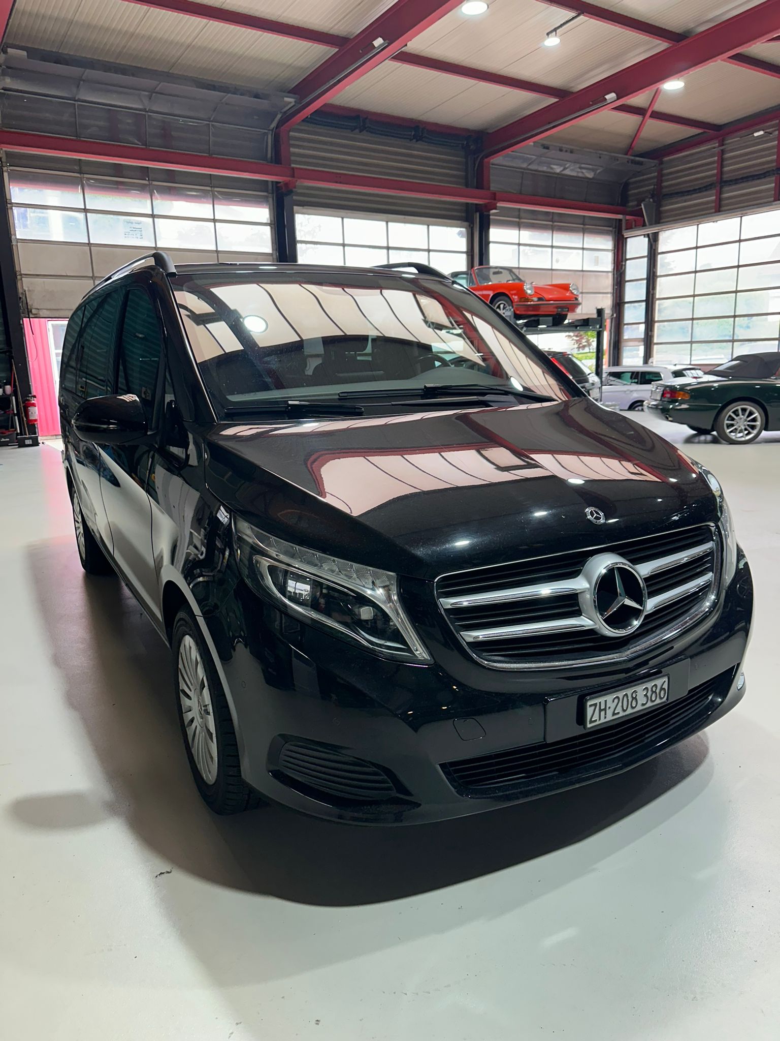 MERCEDES-BENZ V 250 d lang 4Matic 7G-Tronic