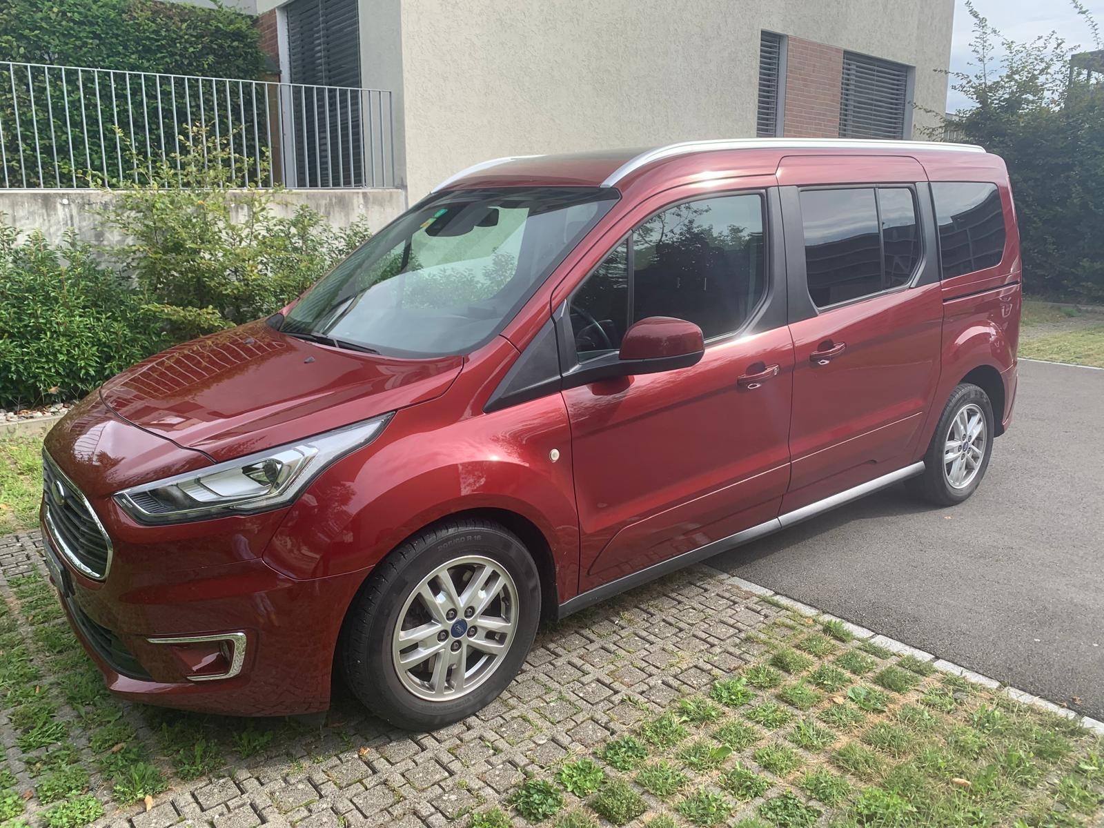 FORD Grand Tourneo Connect 1.5 EcoBlue Titanium