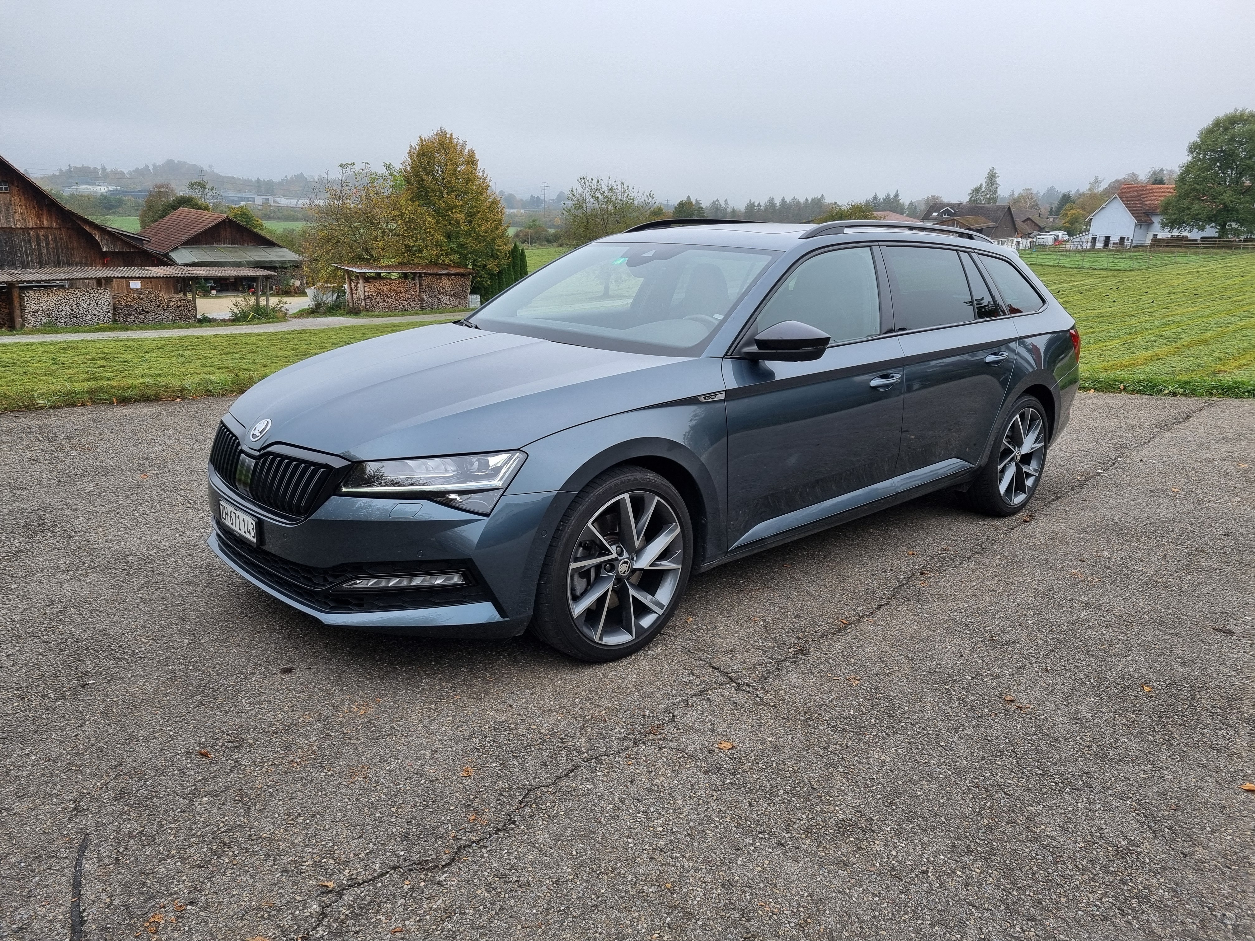 SKODA Superb Combi 2.0 TSI SportLine Plus 4x4 DSG