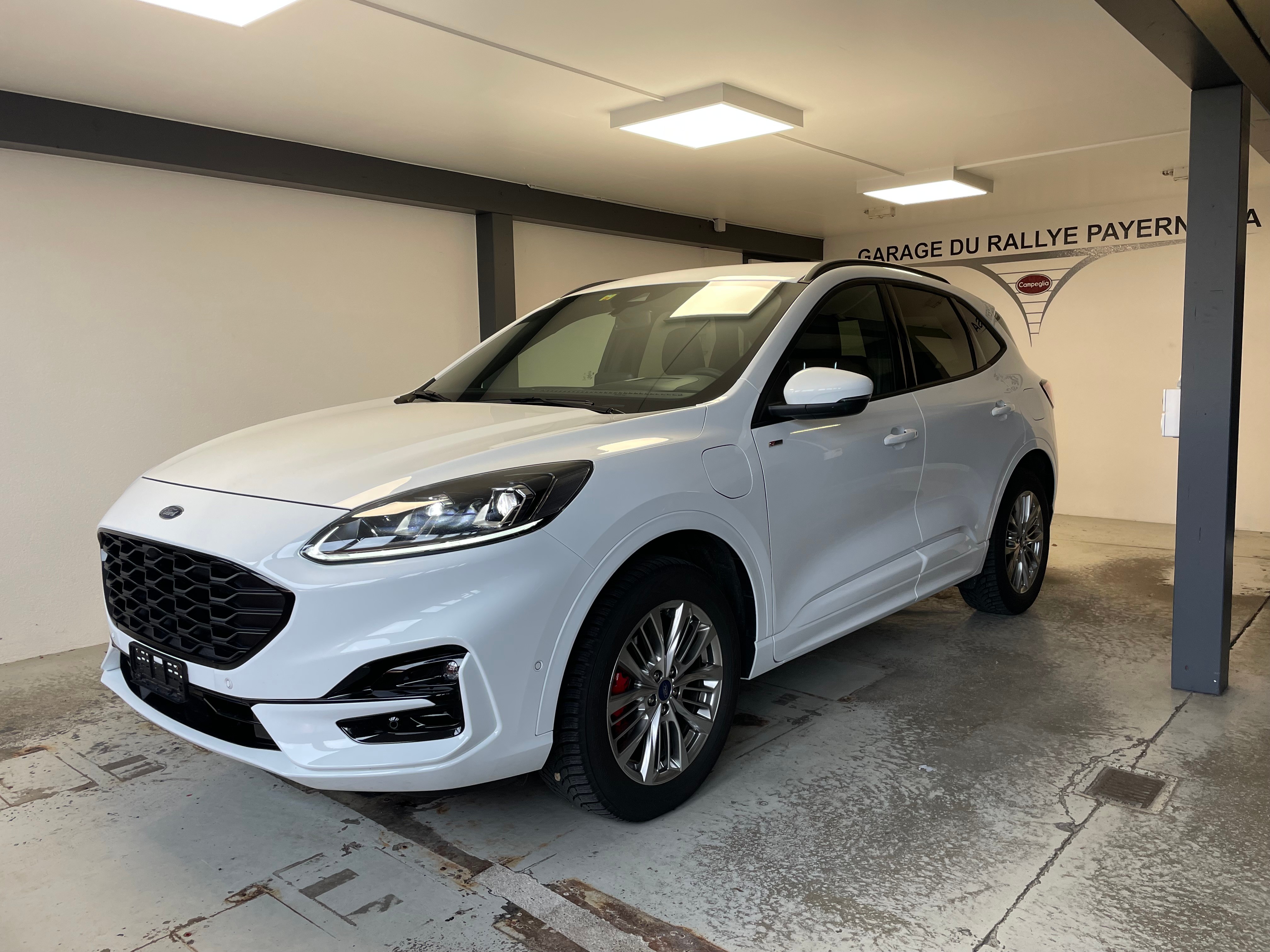 FORD Kuga 2.5 PHEV ST-Line 2WD