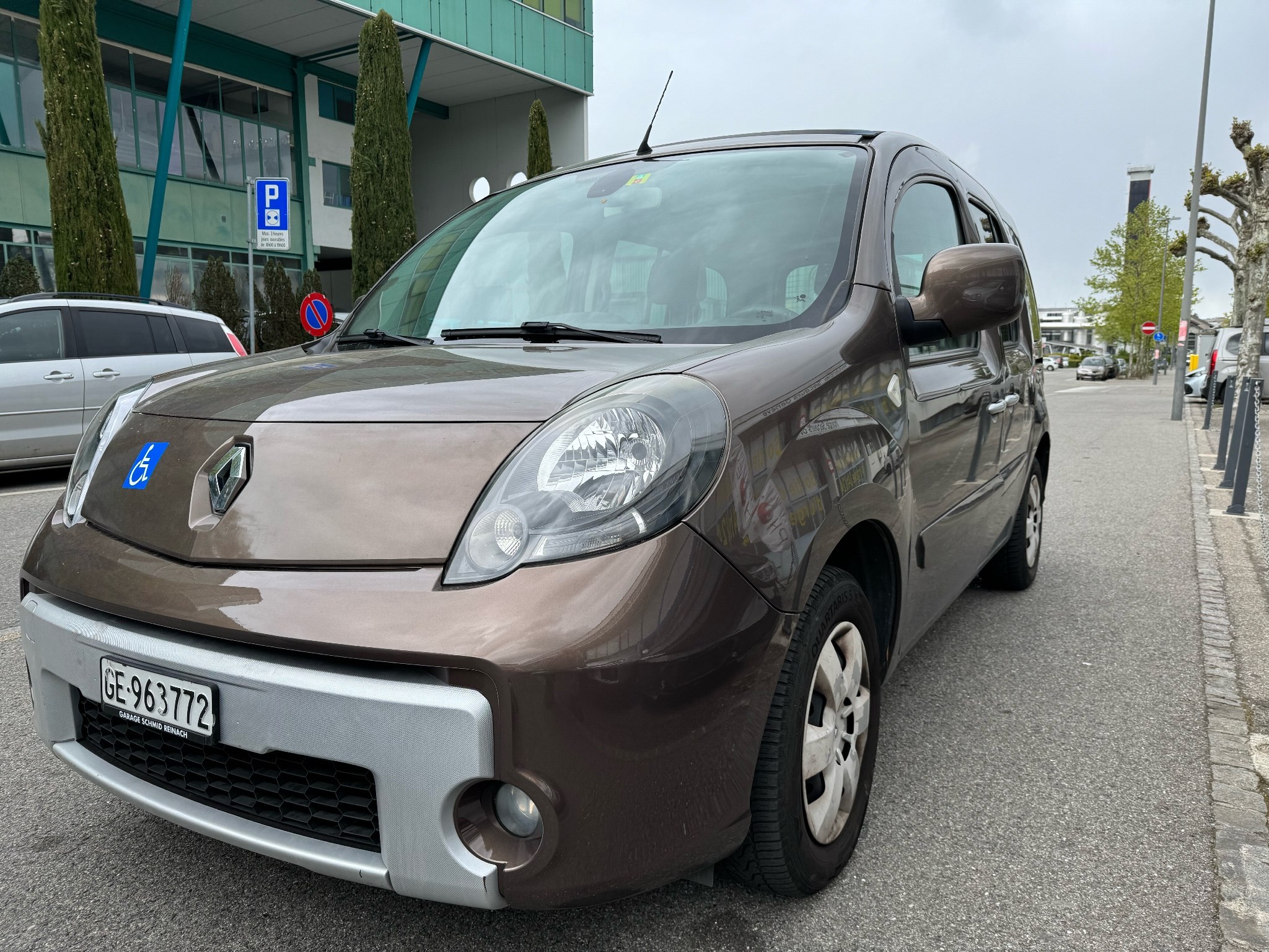 RENAULT Kangoo 1.6 16V Dynamique