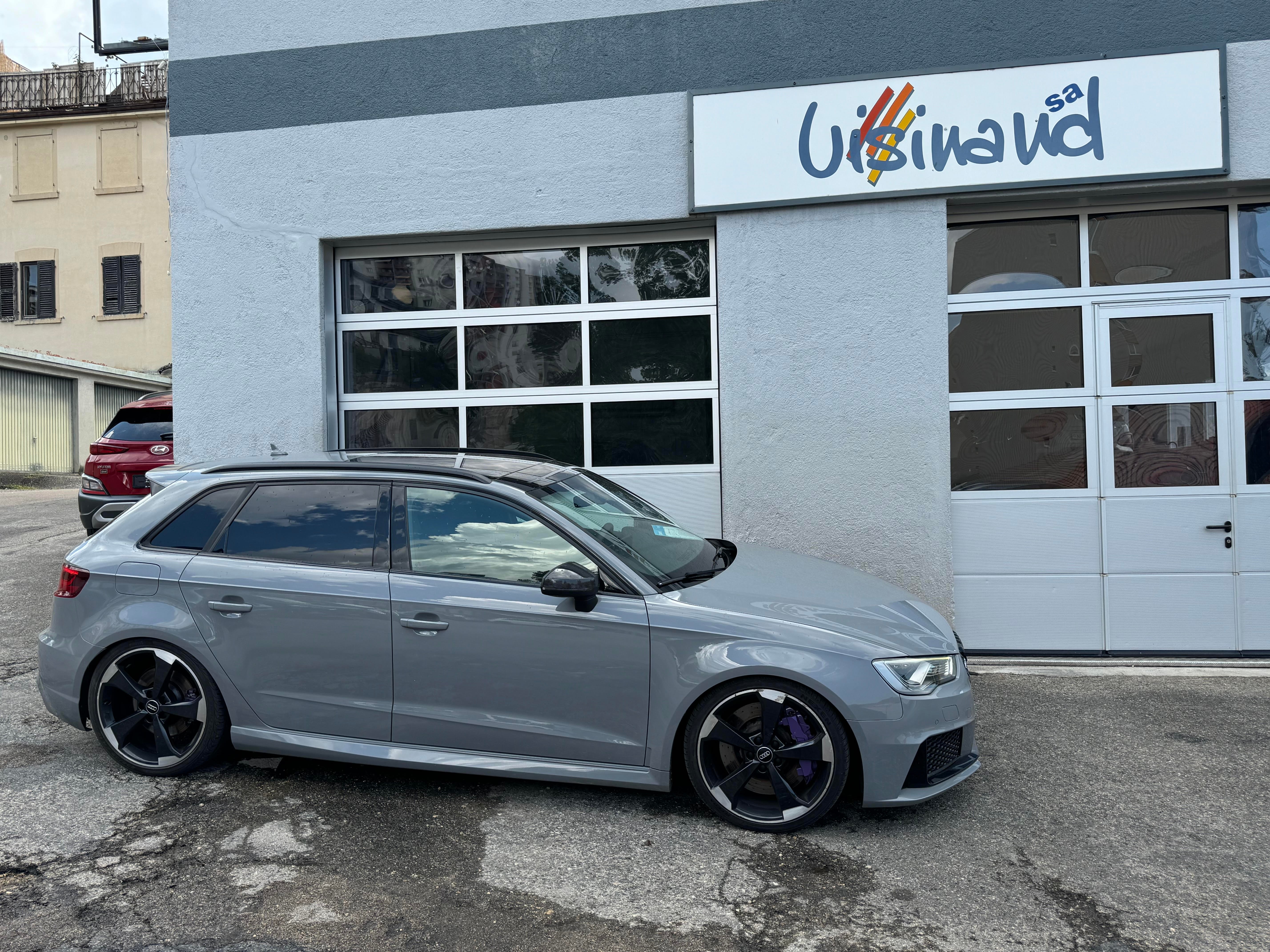 AUDI RS3 2.5 TSI quattro S-tronic