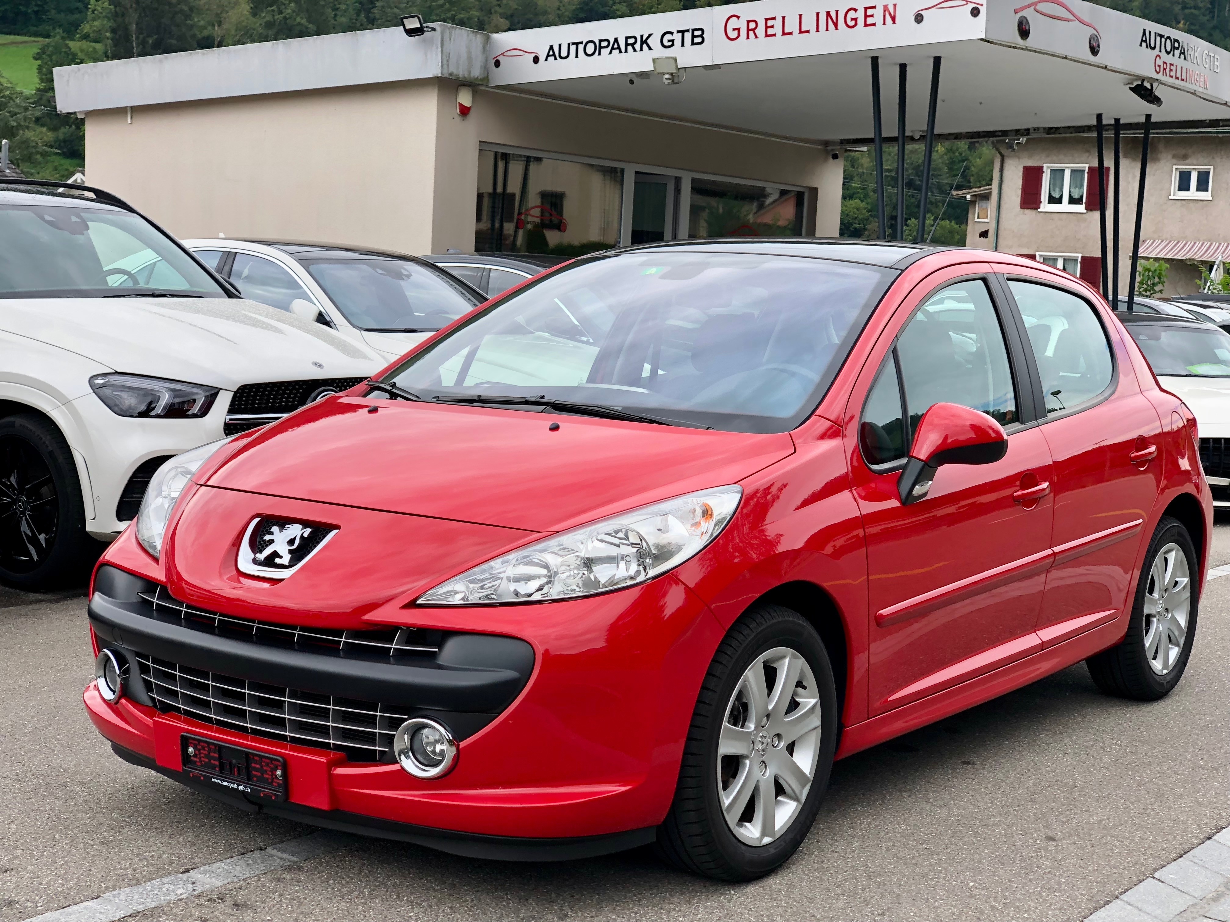 PEUGEOT 207 1.6 16V XT Premium